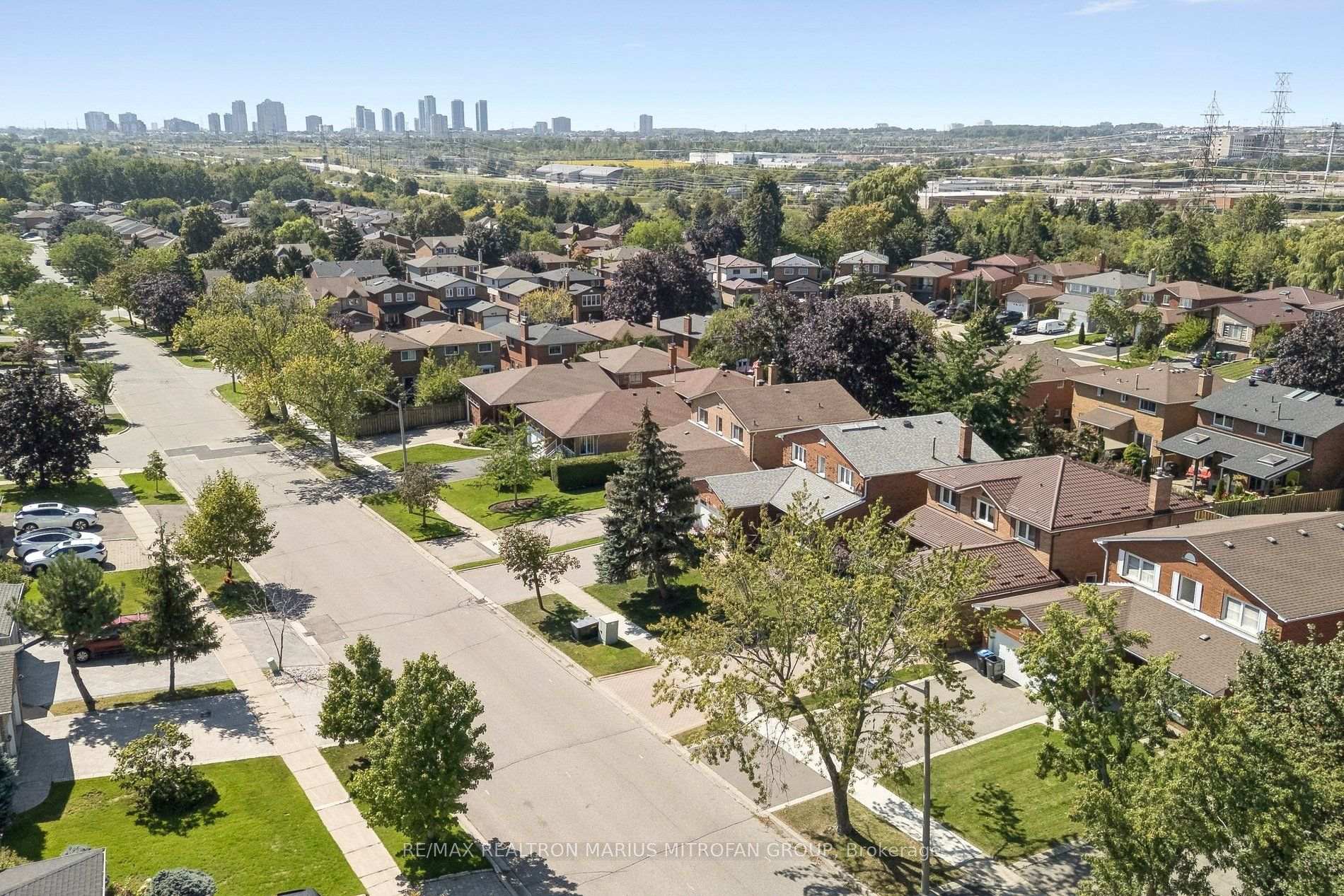 Photo 46 of 1287 Willowbank Trail, Mississauga, Rathwood — HOMEH