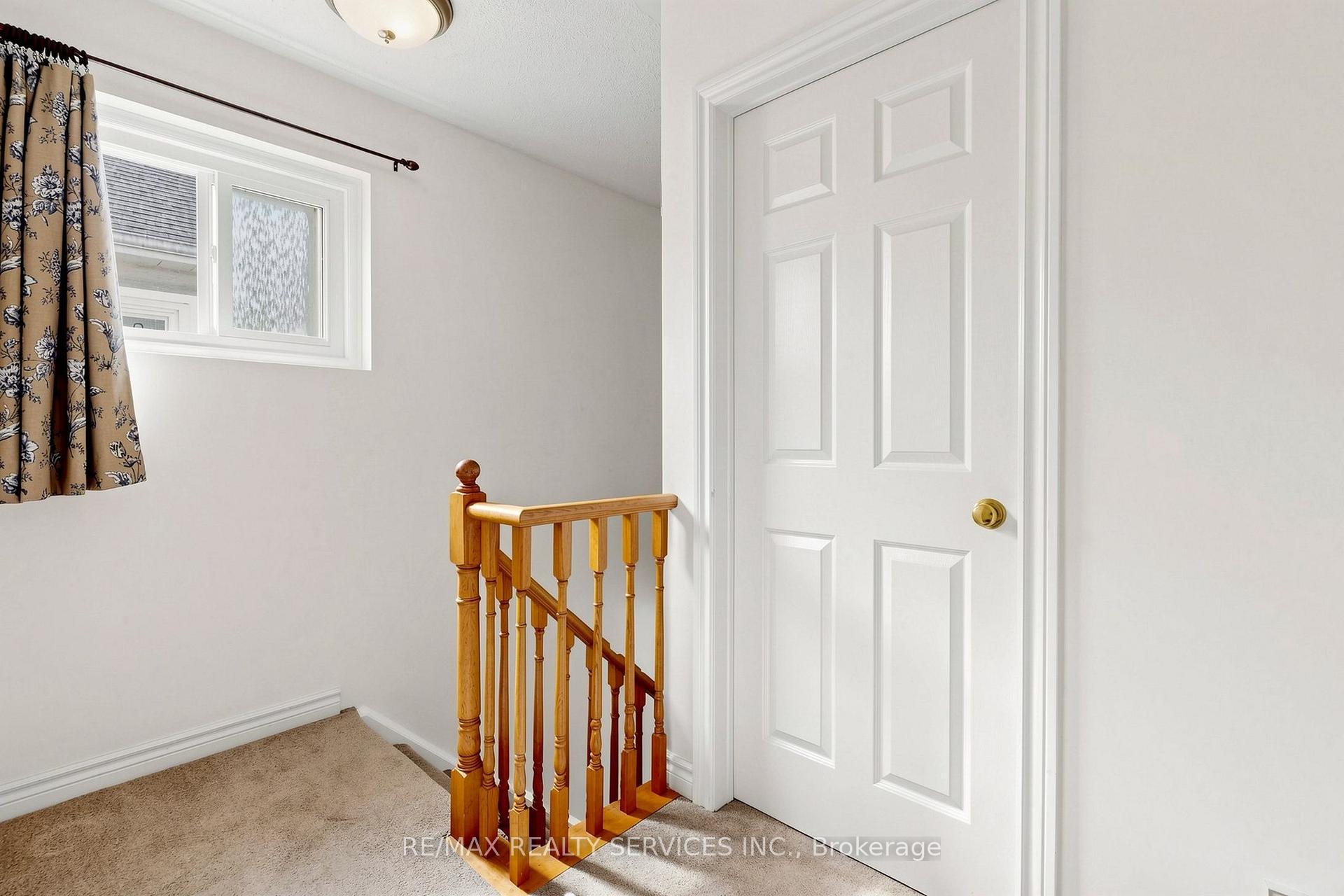 Photo 21 of 74 Heathcliffe Square, Brampton, Central Park — HOMEH