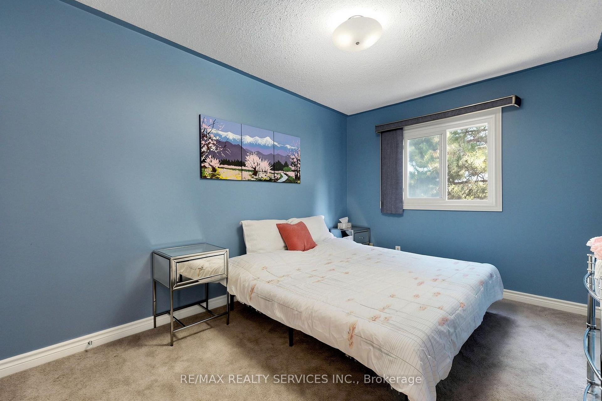 Photo 26 of 74 Heathcliffe Square, Brampton, Central Park — HOMEH