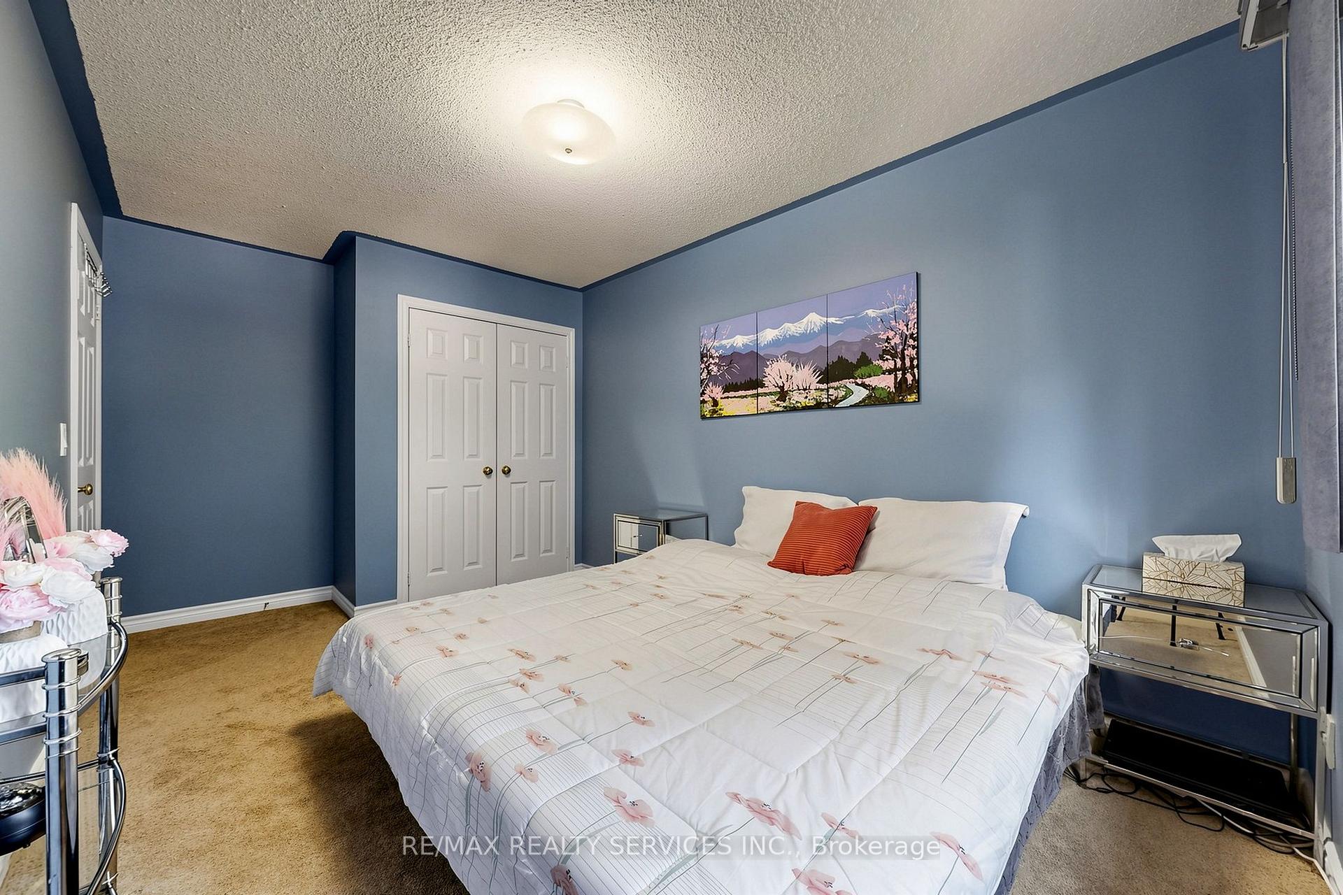 Photo 28 of 74 Heathcliffe Square, Brampton, Central Park — HOMEH