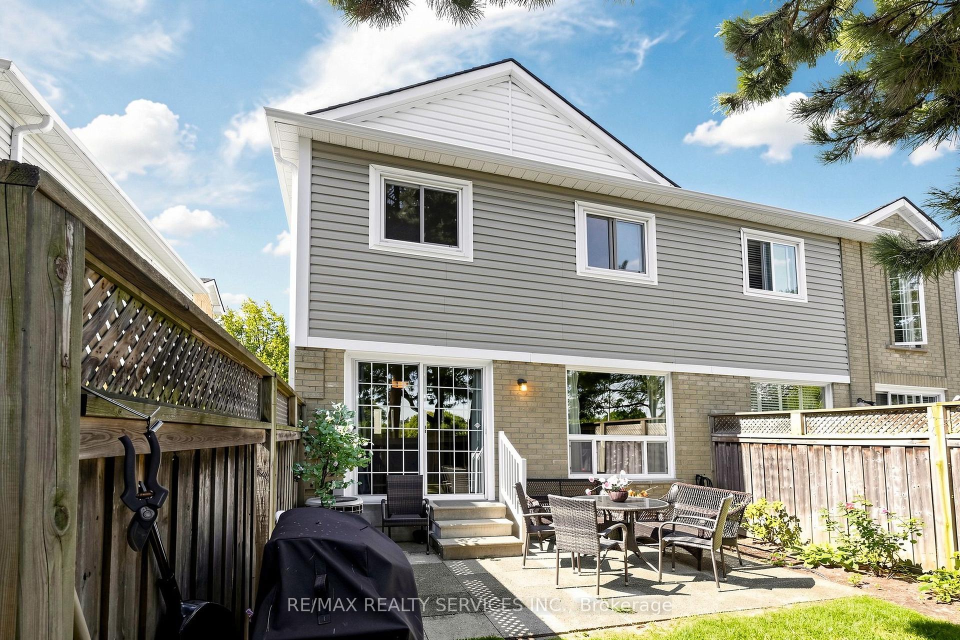 Photo 39 of 74 Heathcliffe Square, Brampton, Central Park — HOMEH