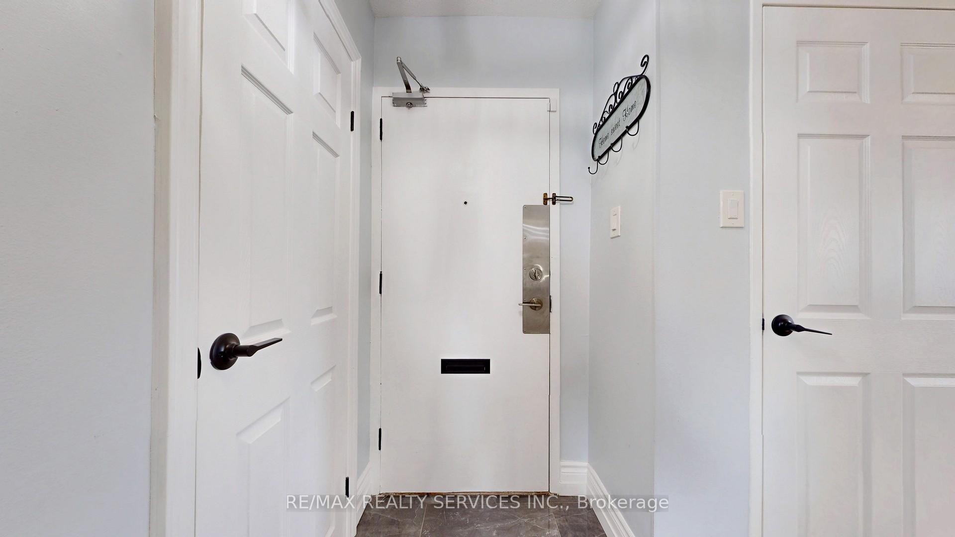 Photo 5 of Unit 1219, 551 The West Mall, Etobicoke, Etobicoke West Mall — HOMEH