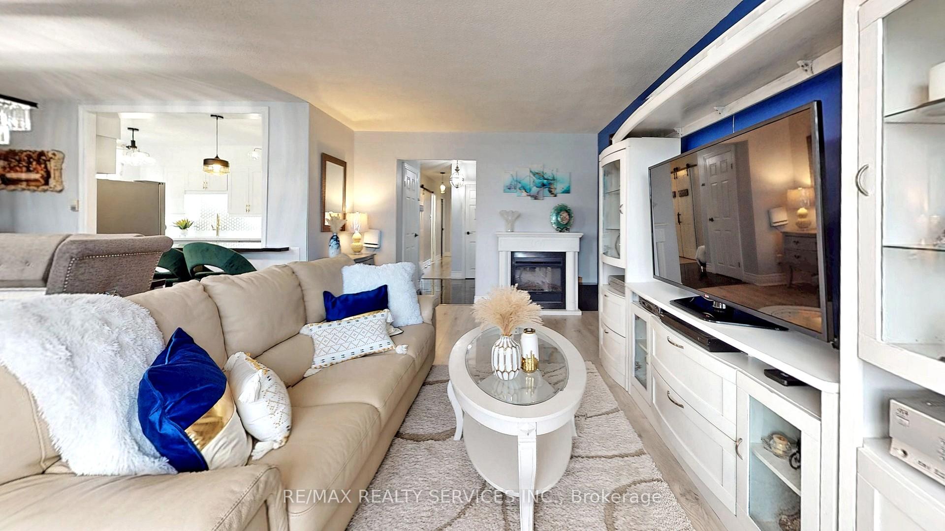 Photo 8 of Unit 1219, 551 The West Mall, Etobicoke, Etobicoke West Mall — HOMEH