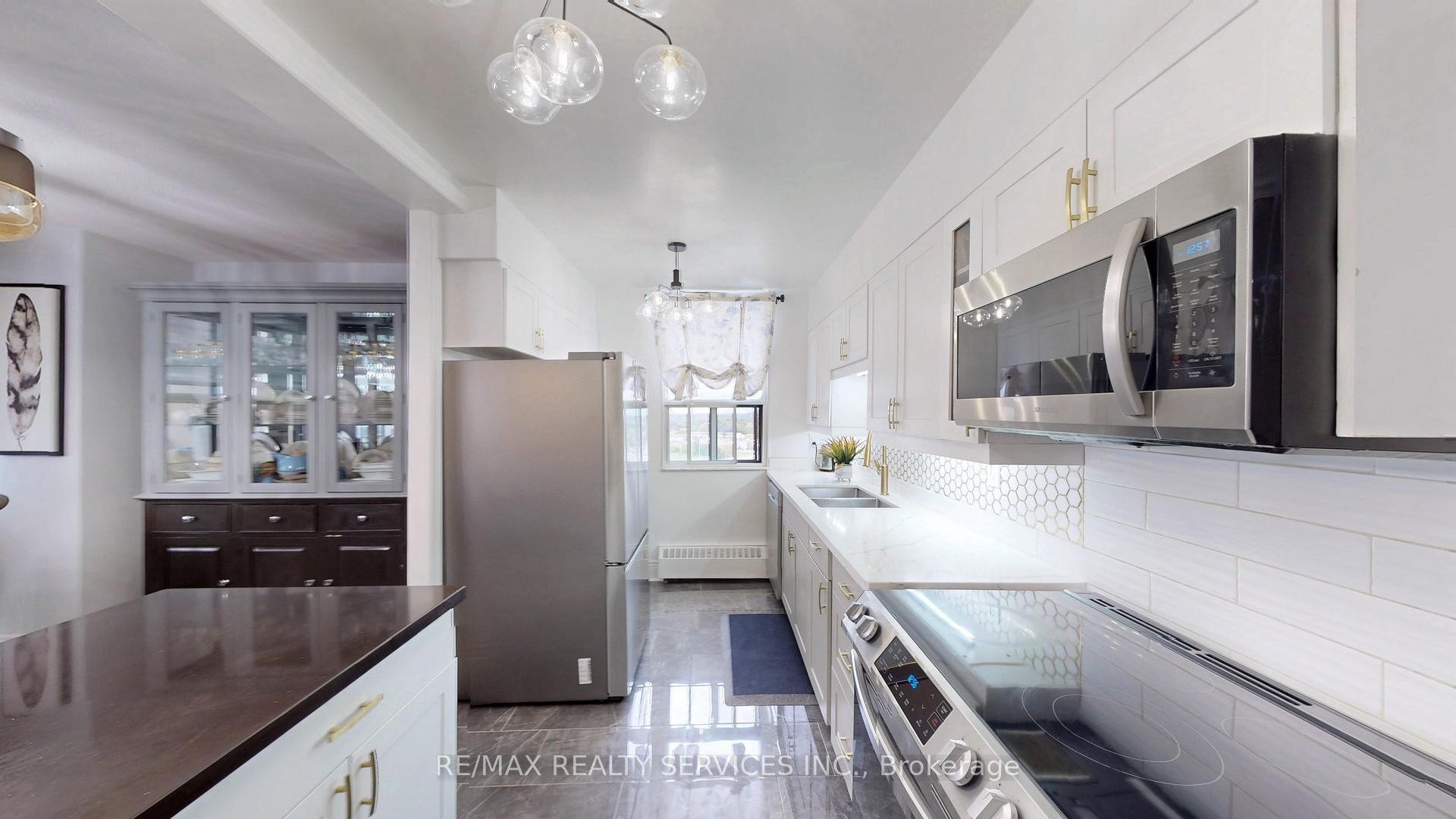 Photo 15 of Unit 1219, 551 The West Mall, Etobicoke, Etobicoke West Mall — HOMEH