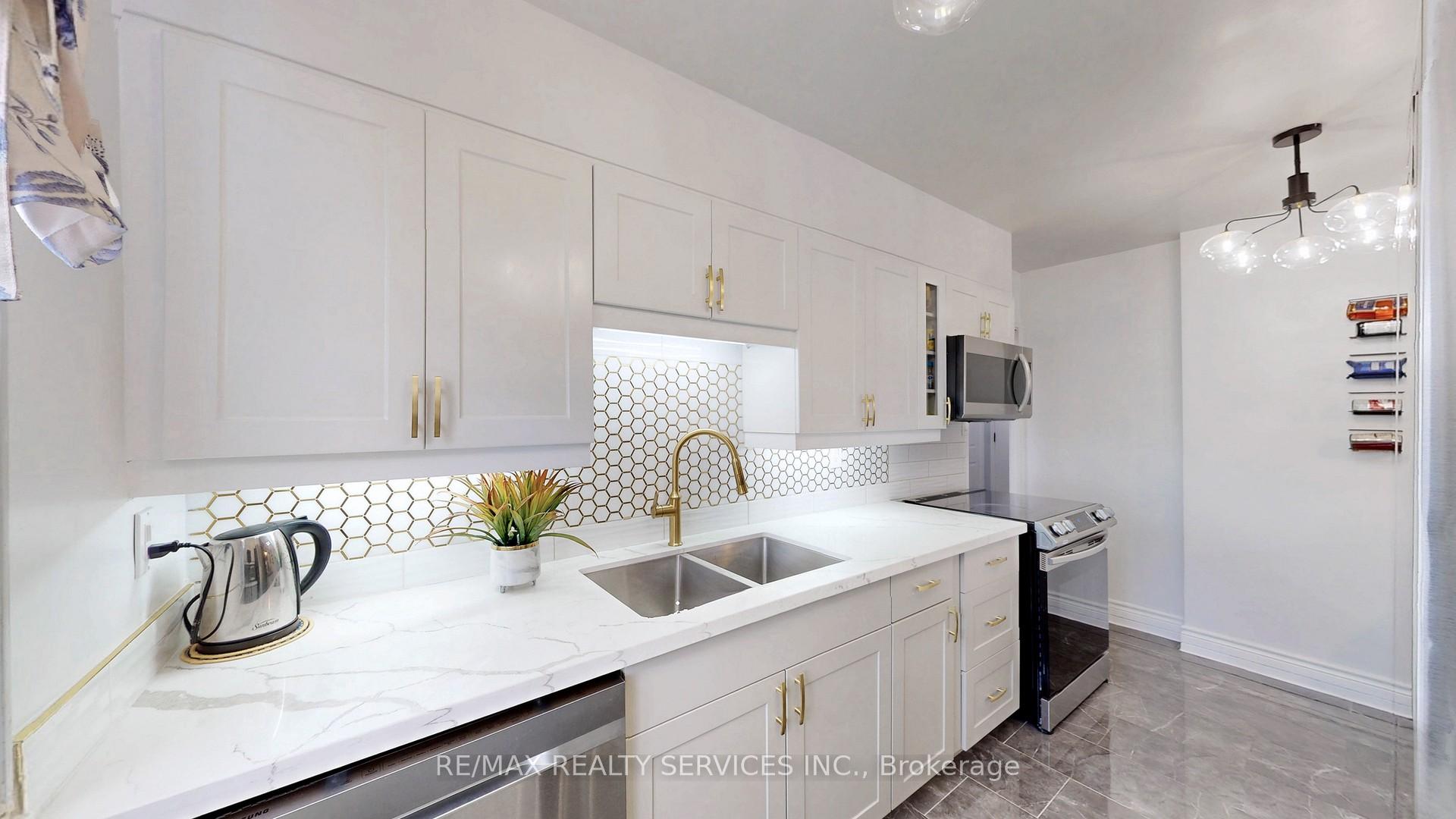 Photo 19 of Unit 1219, 551 The West Mall, Etobicoke, Etobicoke West Mall — HOMEH