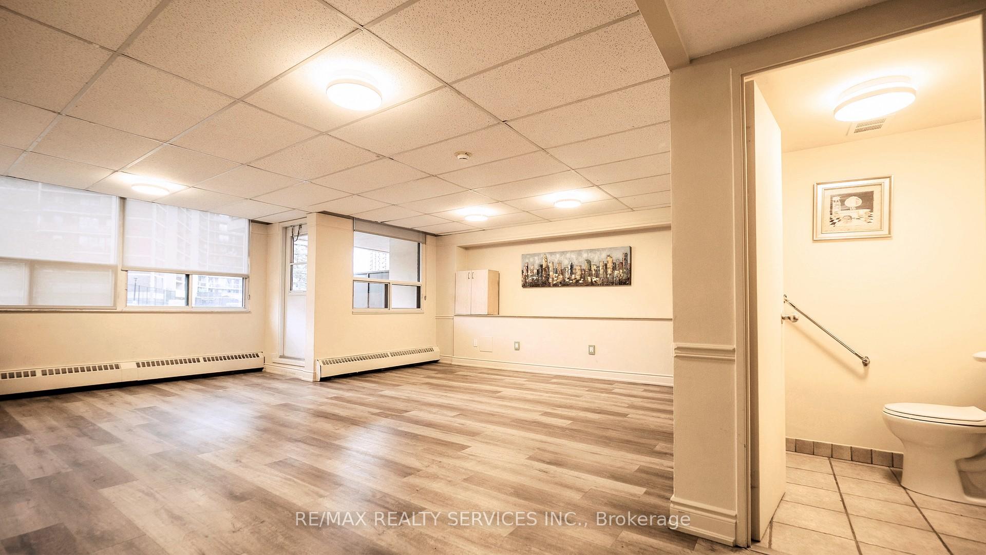 Photo 37 of Unit 1219, 551 The West Mall, Etobicoke, Etobicoke West Mall — HOMEH