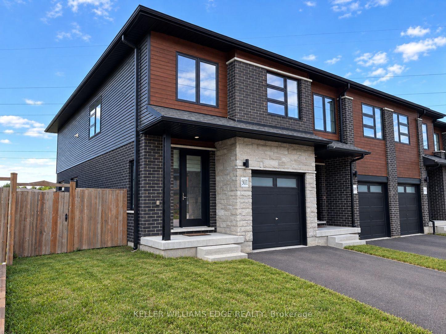 Photo 2 of 901 Robert Ferrie Drive, Kitchener, Doon South — HOMEH