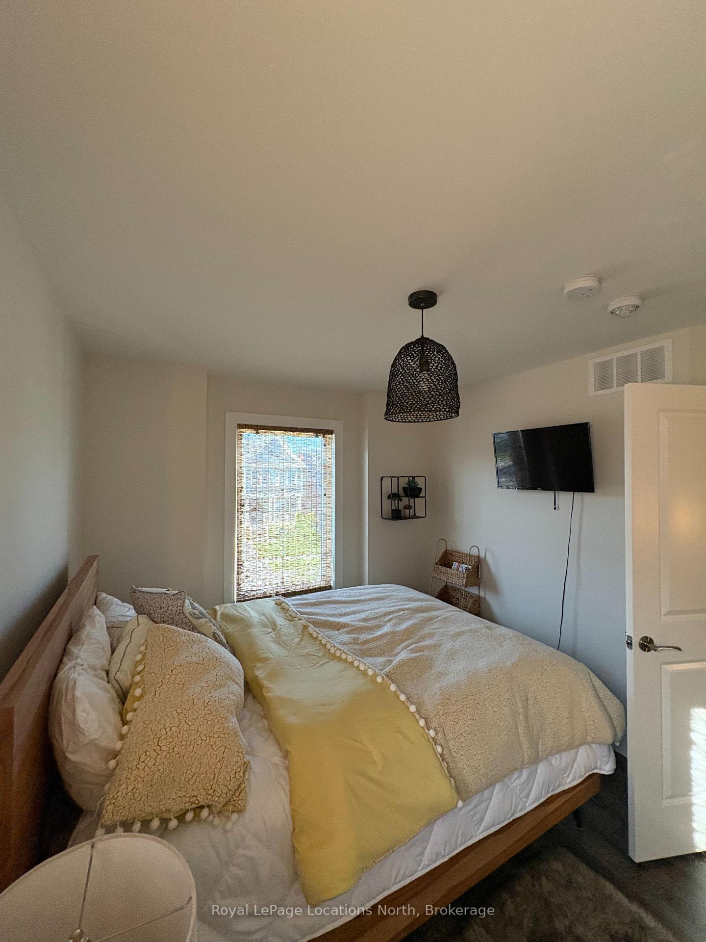 Photo 17 of 363 Yellow Birch Crescent, Blue Mountains — HOMEH