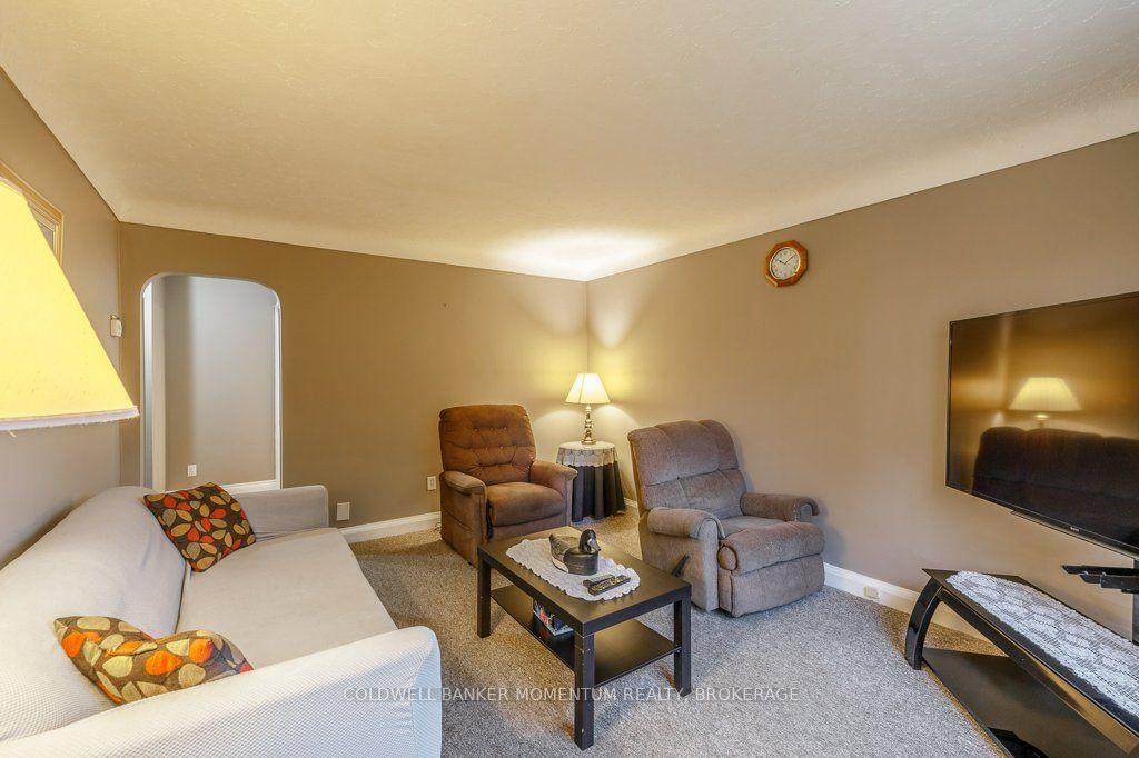 Photo 7 of 25 Clayburn Avenue, St. Catharines, Oakdale — HOMEH