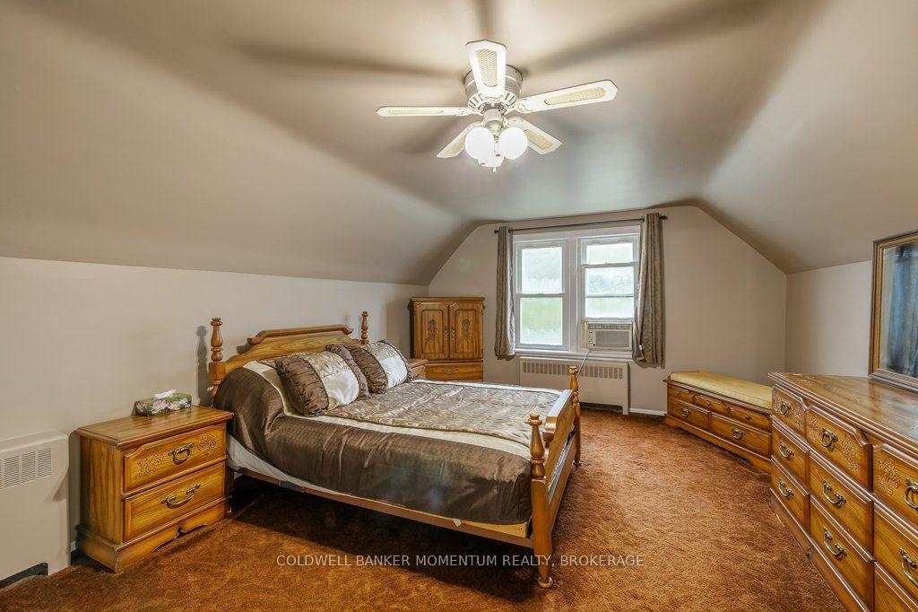 Photo 17 of 25 Clayburn Avenue, St. Catharines, Oakdale — HOMEH