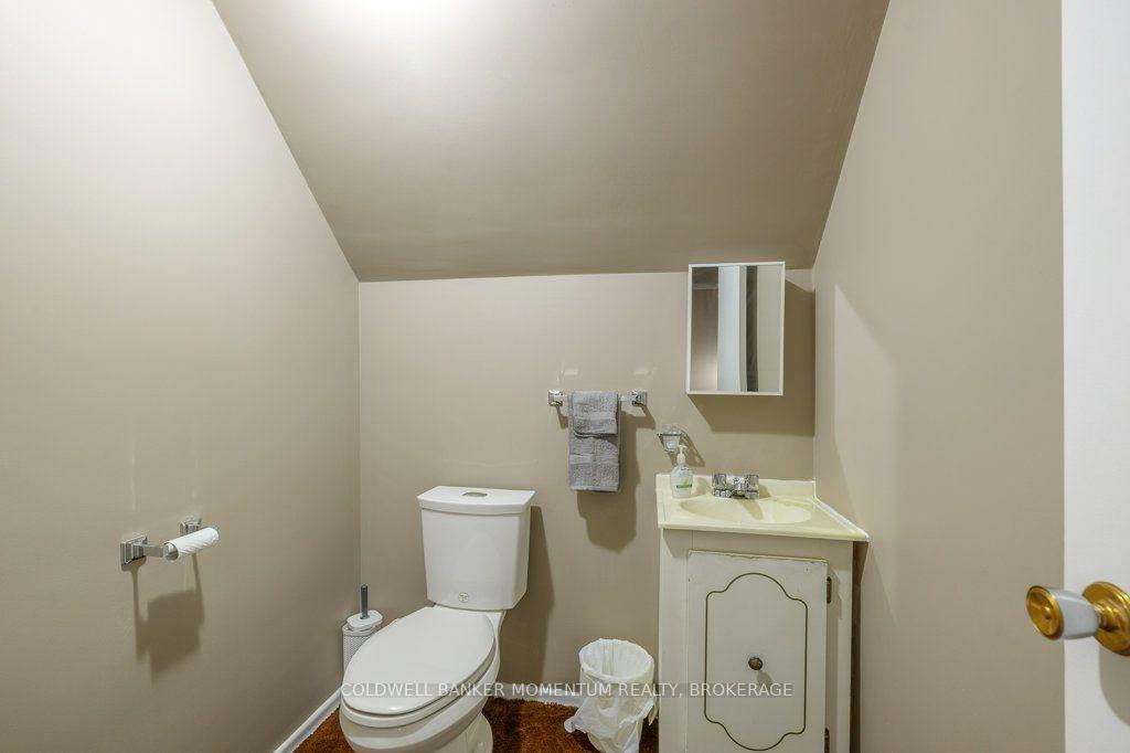Photo 19 of 25 Clayburn Avenue, St. Catharines, Oakdale — HOMEH