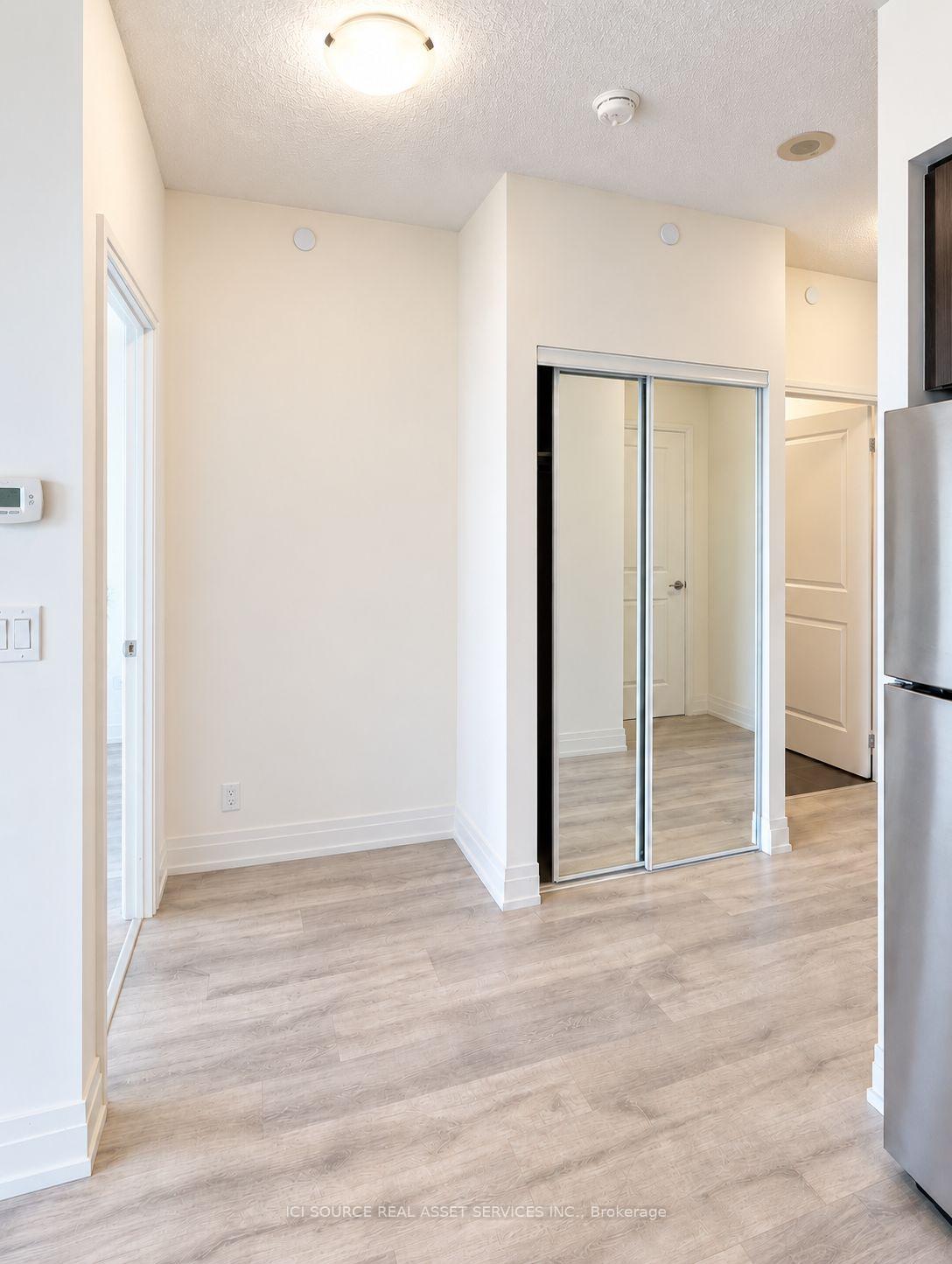 Photo 10 of Unit 514, 3600 Highway 7, Vaughan, Vaughan Corporate Centre — HOMEH