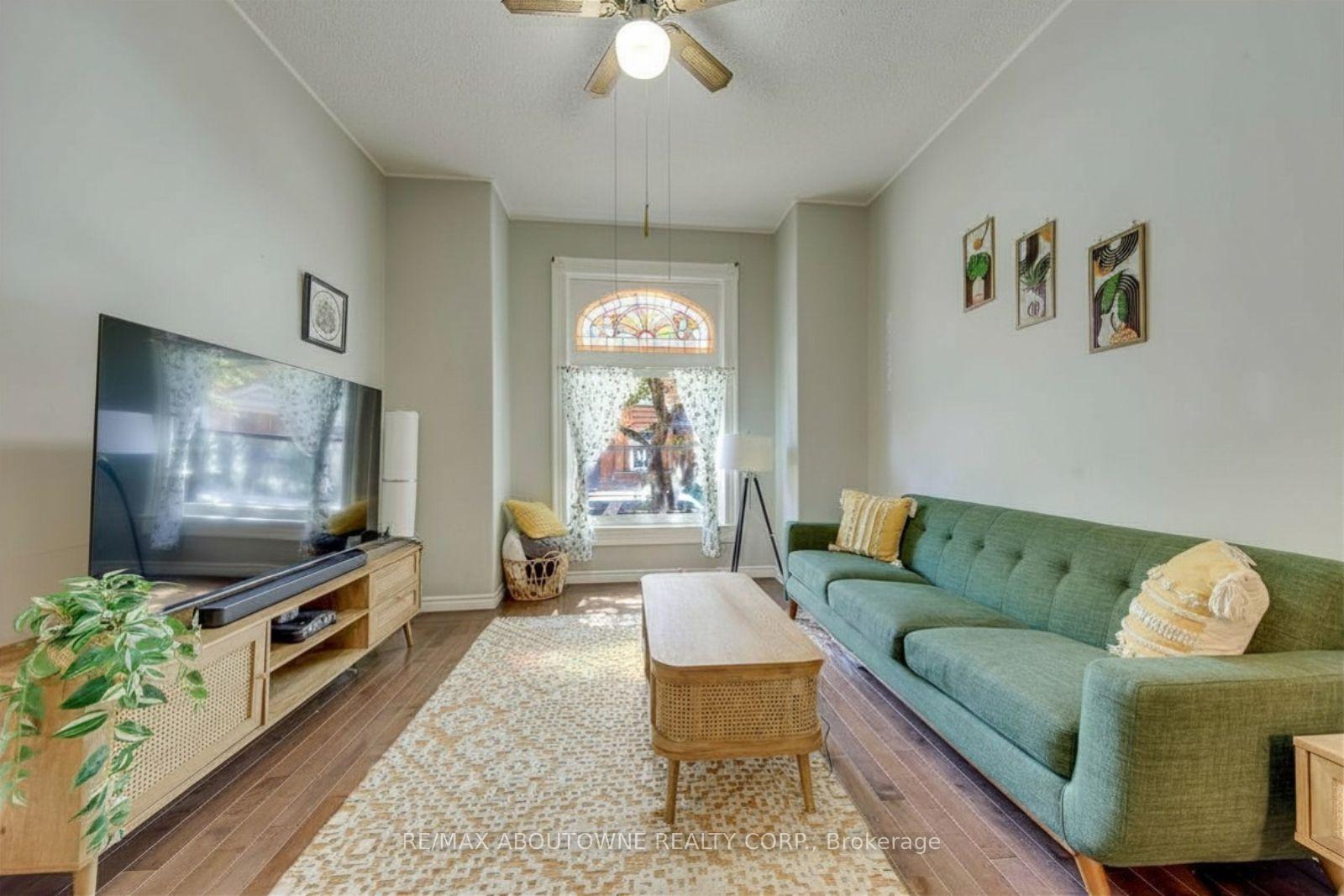 Photo 10 of 100 Grant Avenue, Hamilton, Stinson — HOMEH