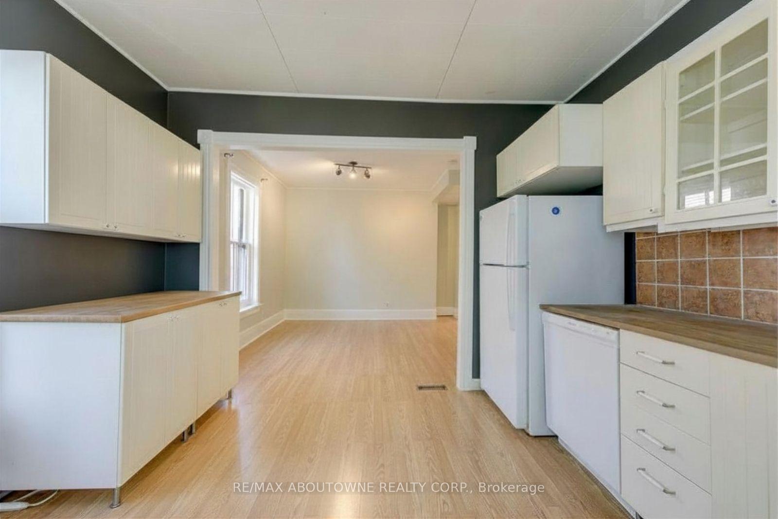 Photo 34 of 100 Grant Avenue, Hamilton, Stinson — HOMEH