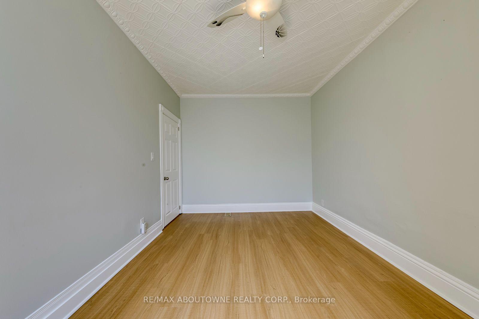 Photo 38 of 100 Grant Avenue, Hamilton, Stinson — HOMEH