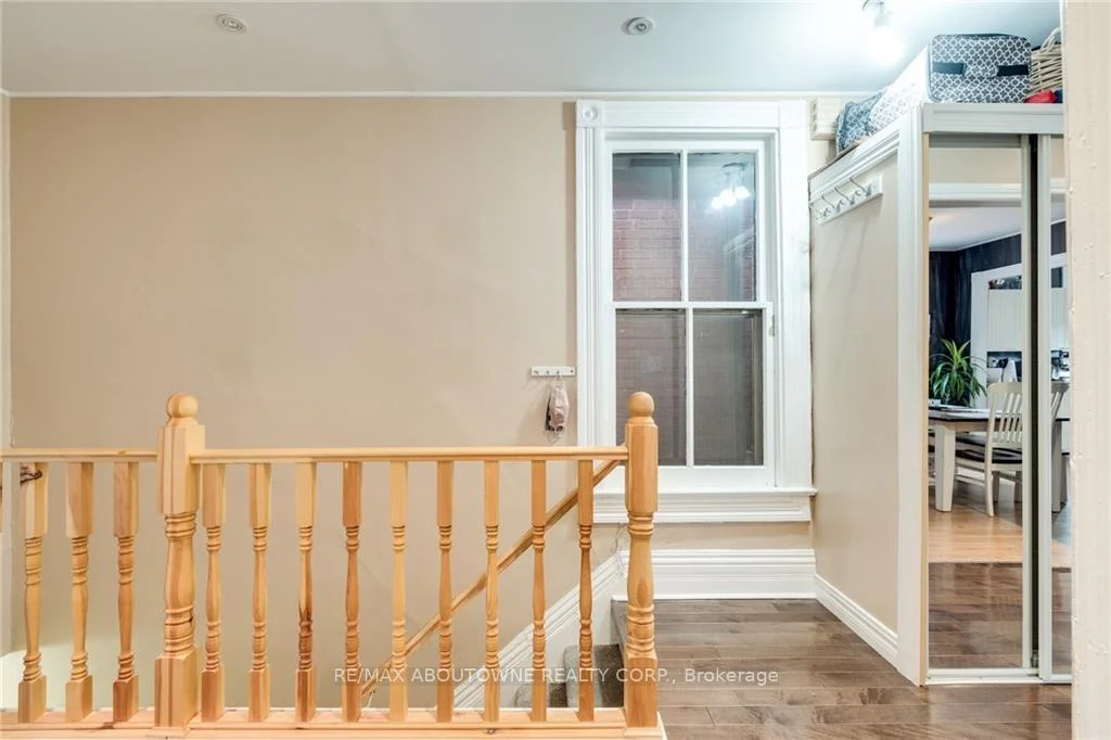 Photo 6 of 100 Grant Avenue, Hamilton, Stinson — HOMEH
