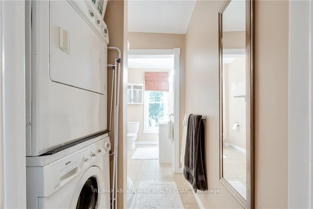 Photo 19 of 100 Grant Avenue, Hamilton, Stinson — HOMEH