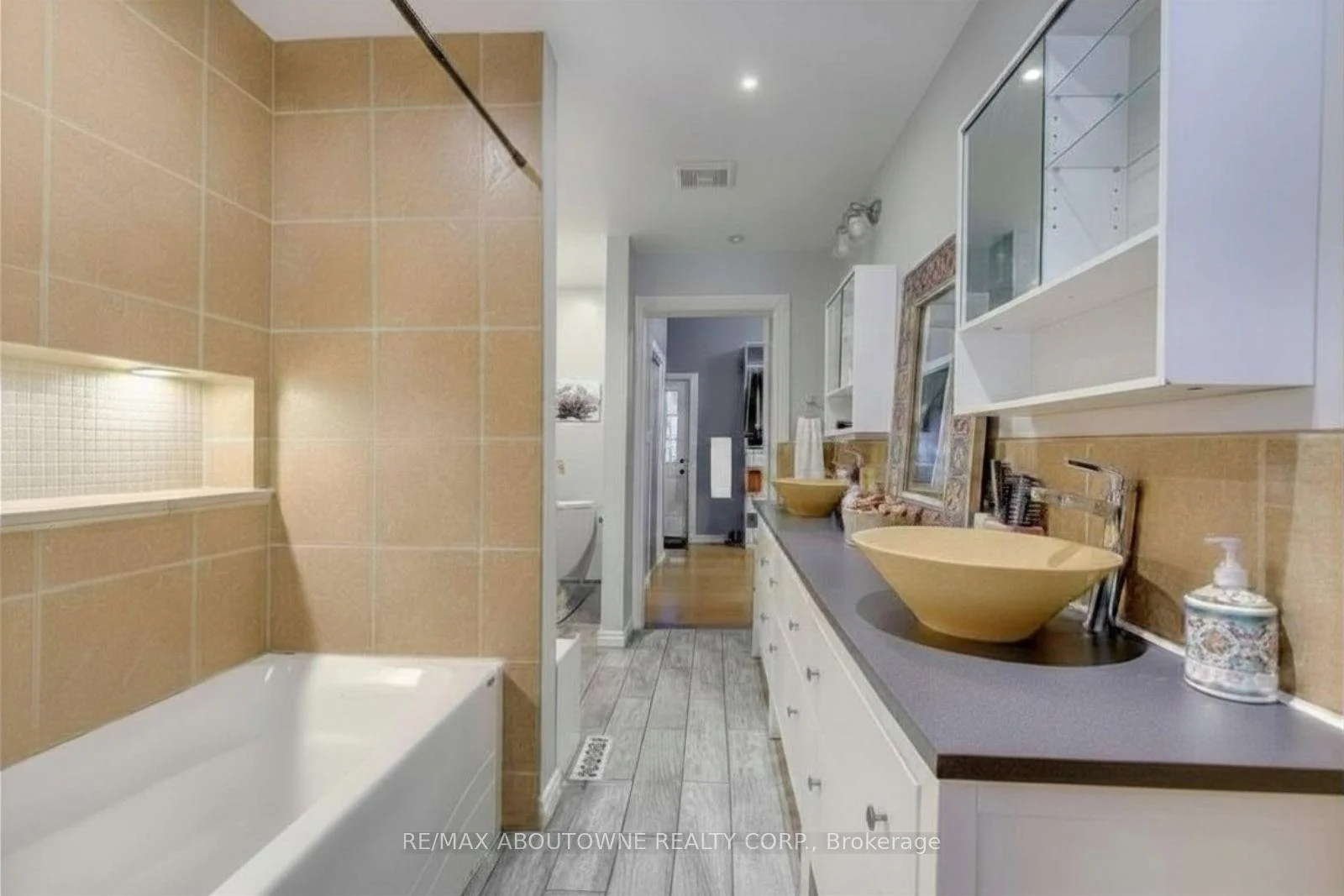 Photo 27 of 100 Grant Avenue, Hamilton, Stinson — HOMEH