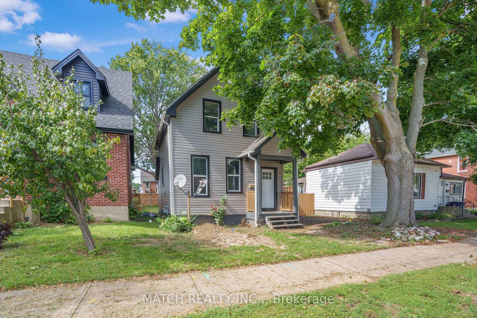 Photo 3 of 87 Gray Street, Chatham-Kent, Chatham — HOMEH