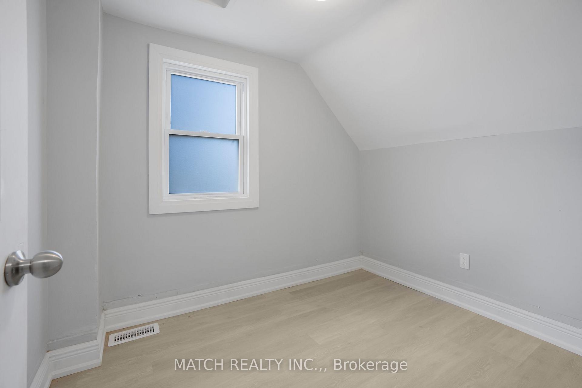 Photo 21 of 87 Gray Street, Chatham-Kent, Chatham — HOMEH