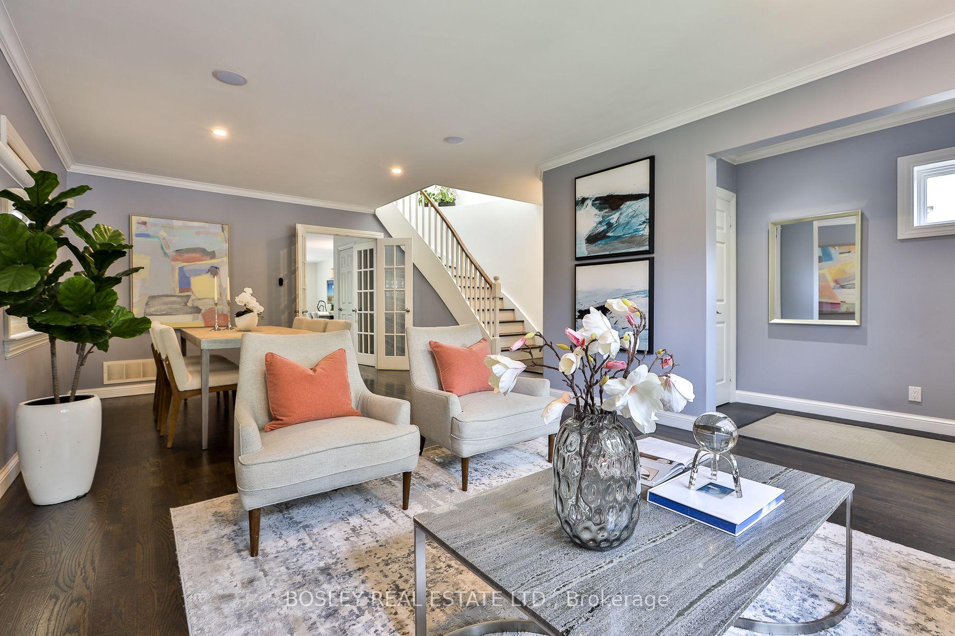 Photo 5 of 27 Cameron Crescent, Toronto, Leaside — HOMEH