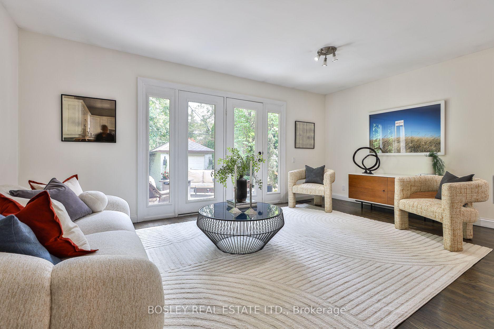 Photo 20 of 27 Cameron Crescent, Toronto, Leaside — HOMEH