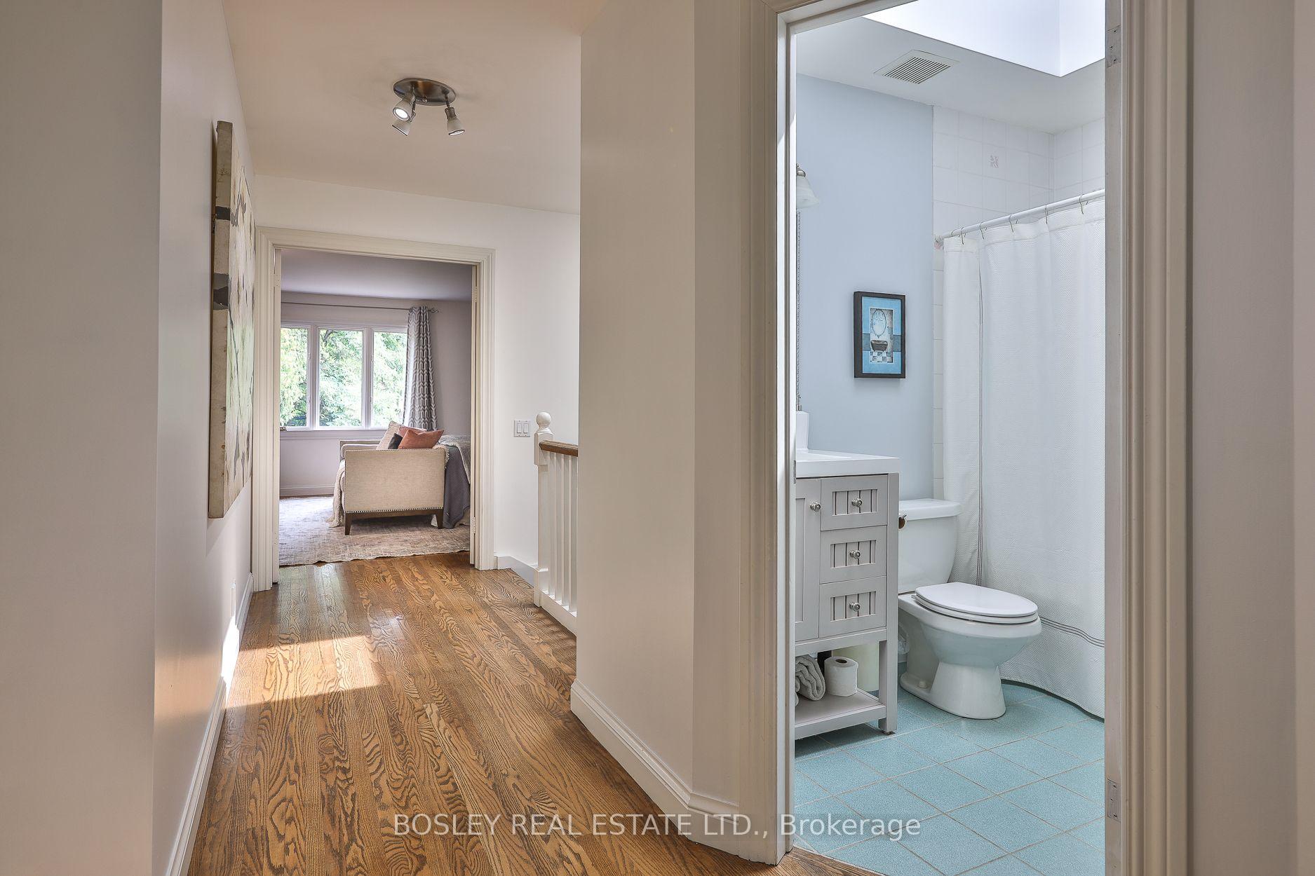 Photo 32 of 27 Cameron Crescent, Toronto, Leaside — HOMEH