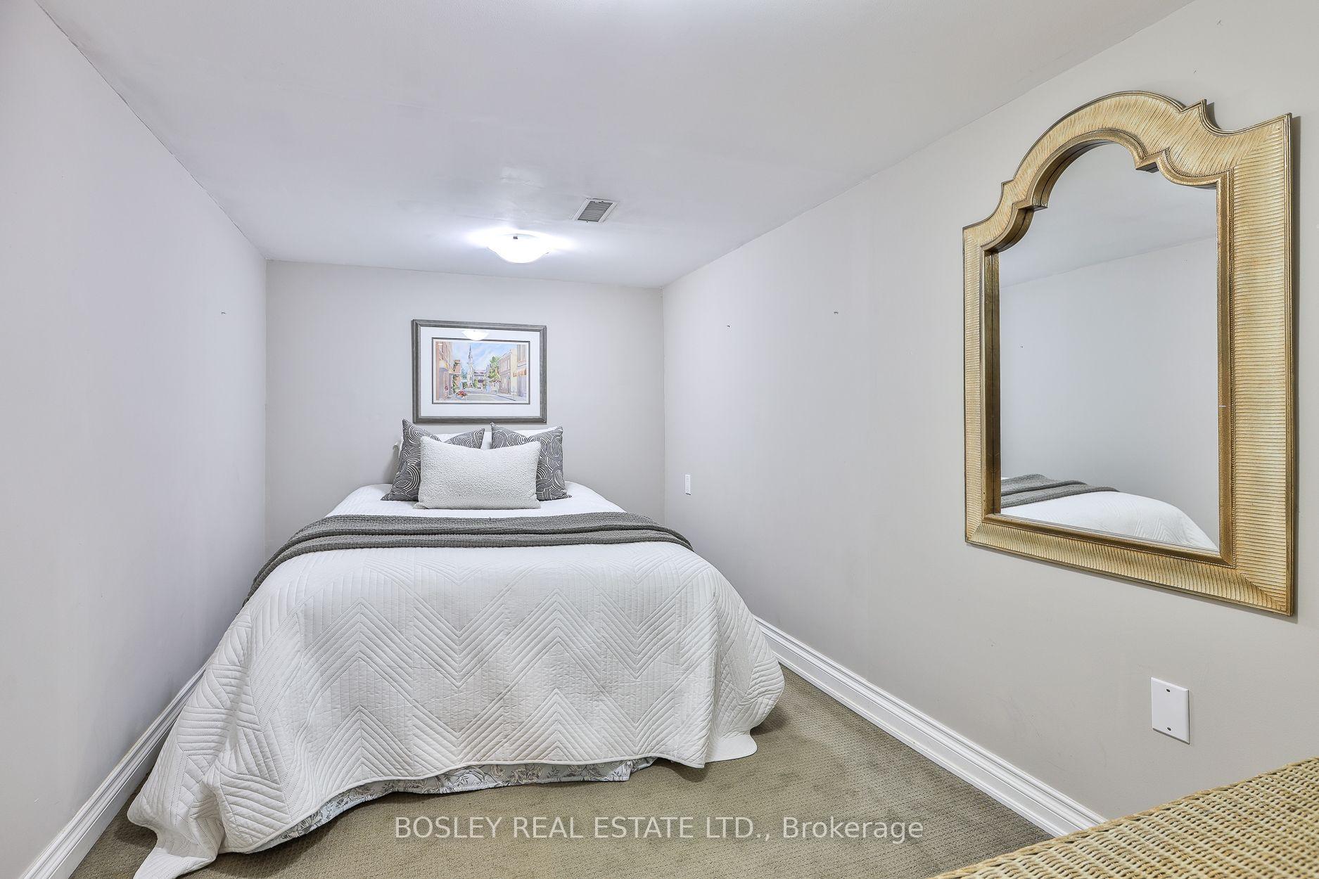 Photo 38 of 27 Cameron Crescent, Toronto, Leaside — HOMEH