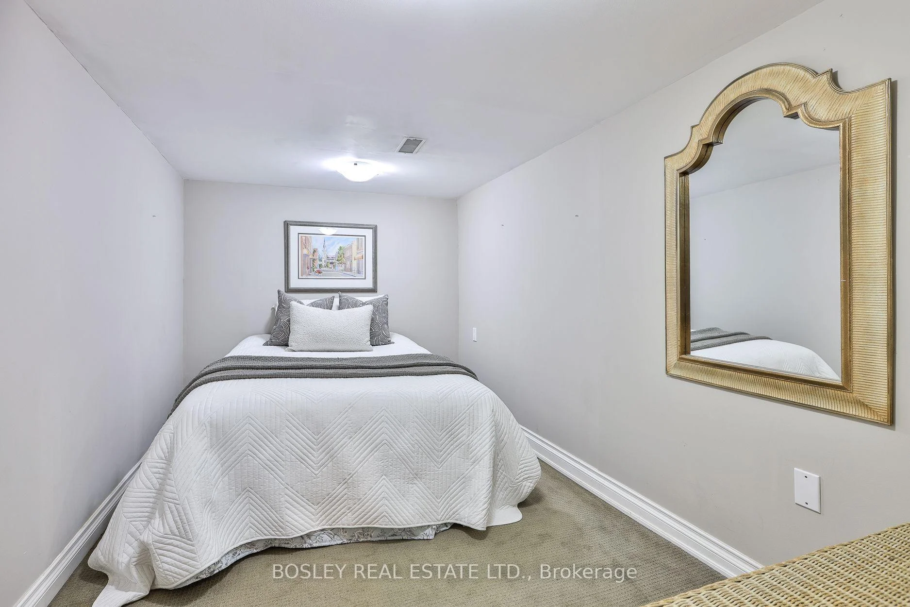 Photo 41 of 27 Cameron Crescent, Toronto, Leaside — HOMEH