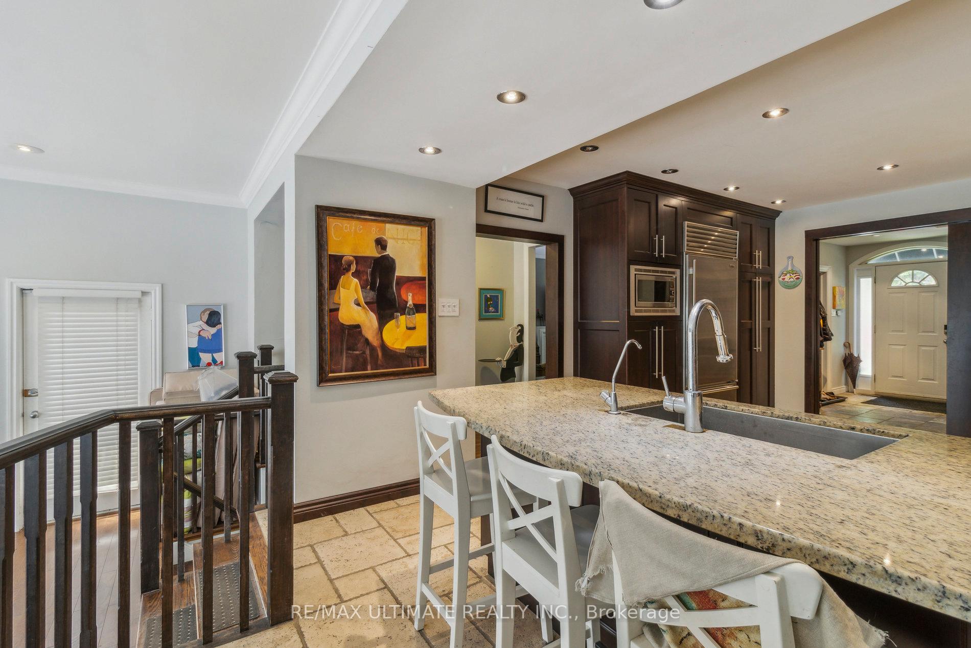 Photo 8 of 181 Bayview Heights Drive, Toronto, Leaside — HOMEH