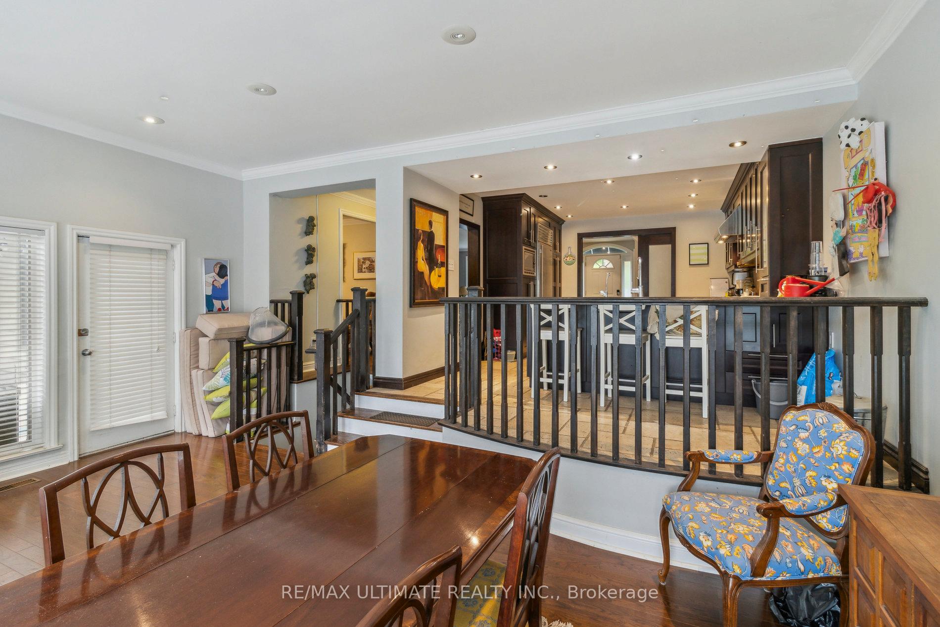 Photo 10 of 181 Bayview Heights Drive, Toronto, Leaside — HOMEH