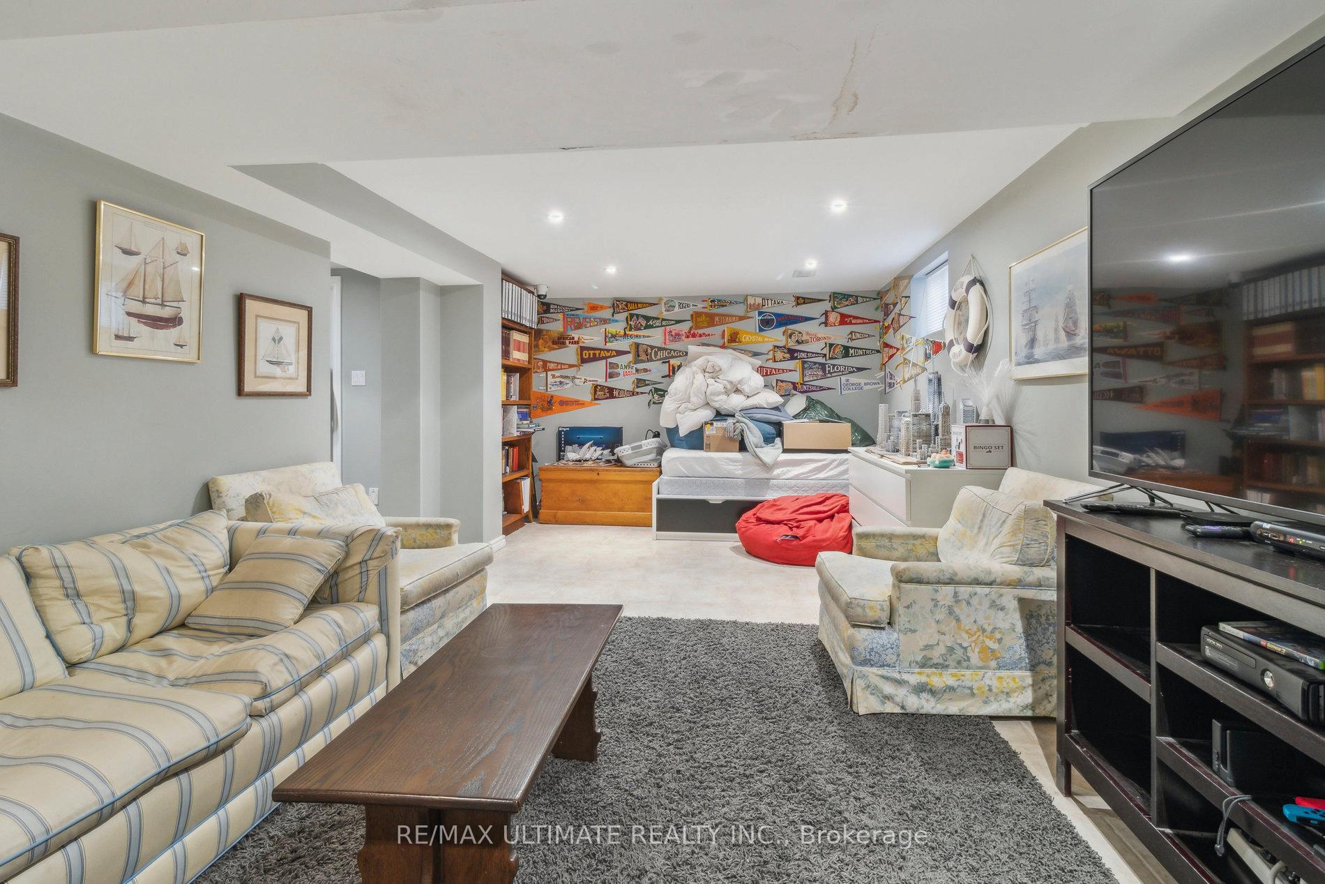 Photo 36 of 181 Bayview Heights Drive, Toronto, Leaside — HOMEH