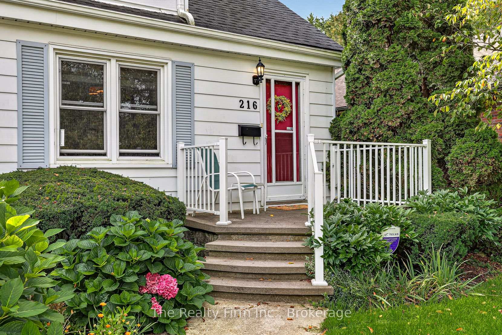 Photo 5 of 216 Bower Hill Road, Woodstock, Woodstock - South — HOMEH