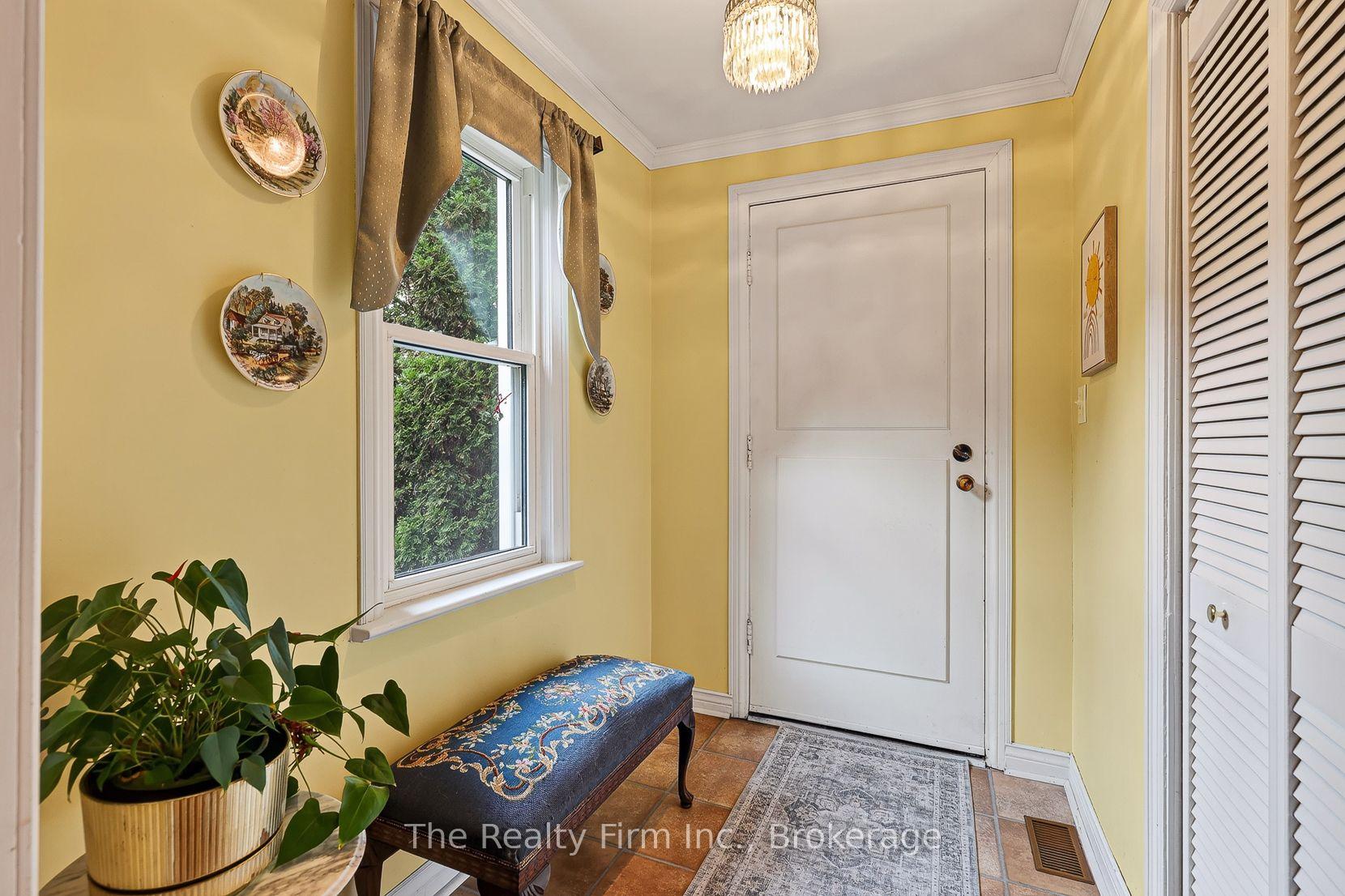 Photo 7 of 216 Bower Hill Road, Woodstock, Woodstock - South — HOMEH