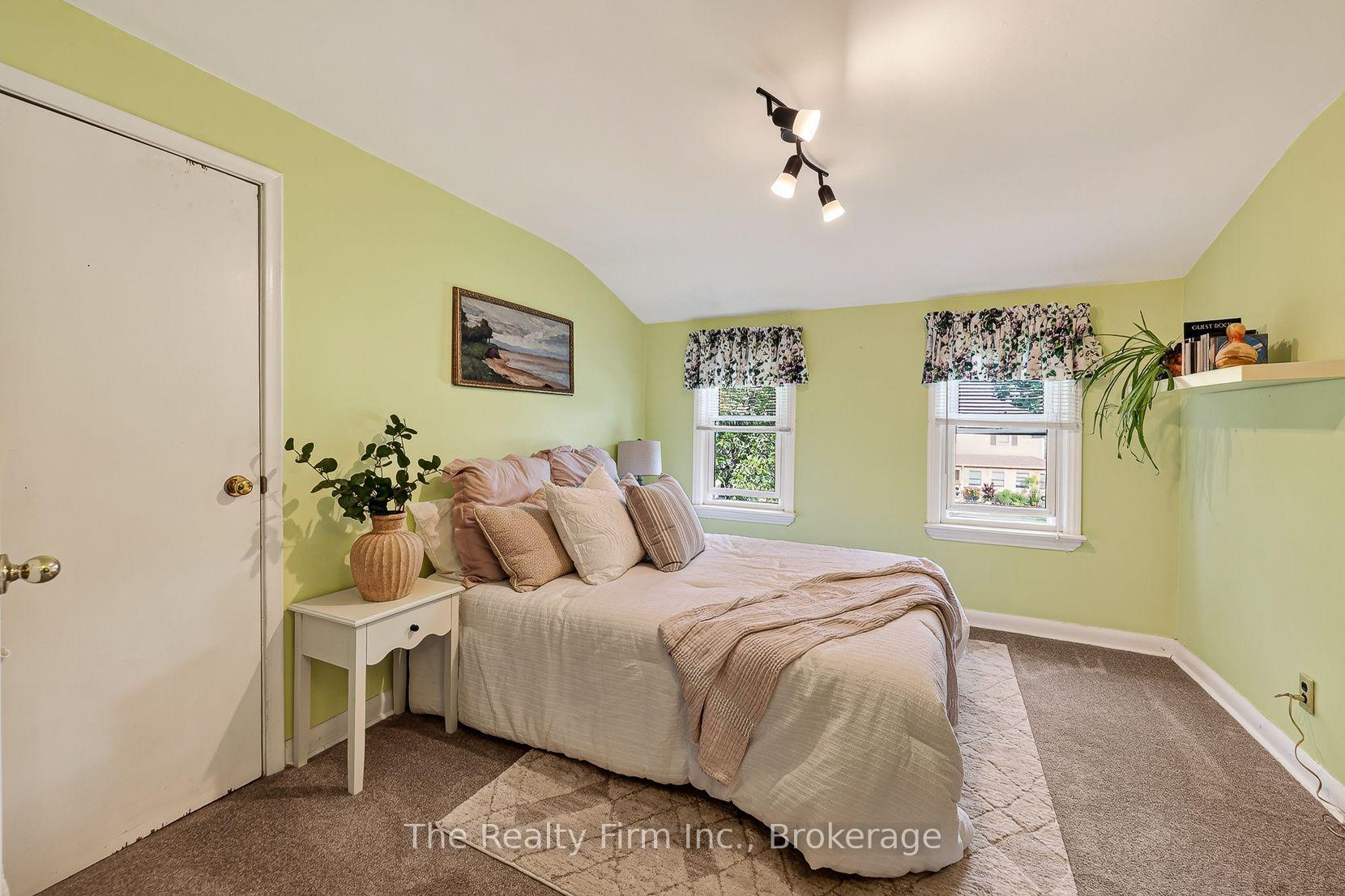 Photo 29 of 216 Bower Hill Road, Woodstock, Woodstock - South — HOMEH