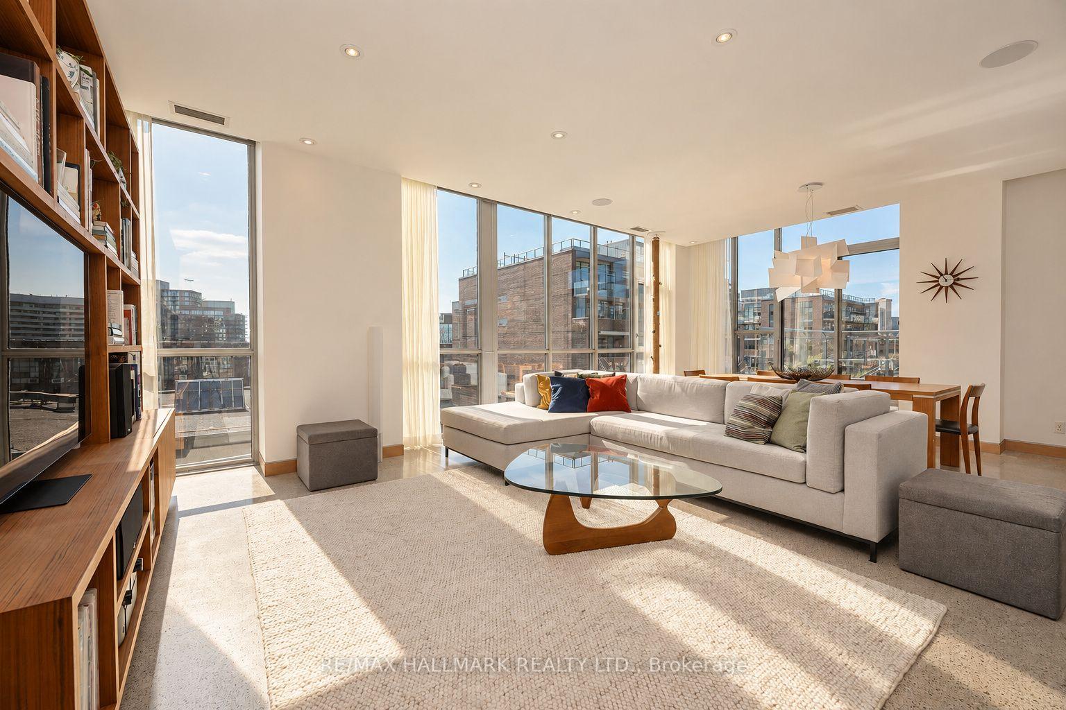 Photo 4 of Unit 402, 510 King Street E, Toronto, Moss Park — HOMEH