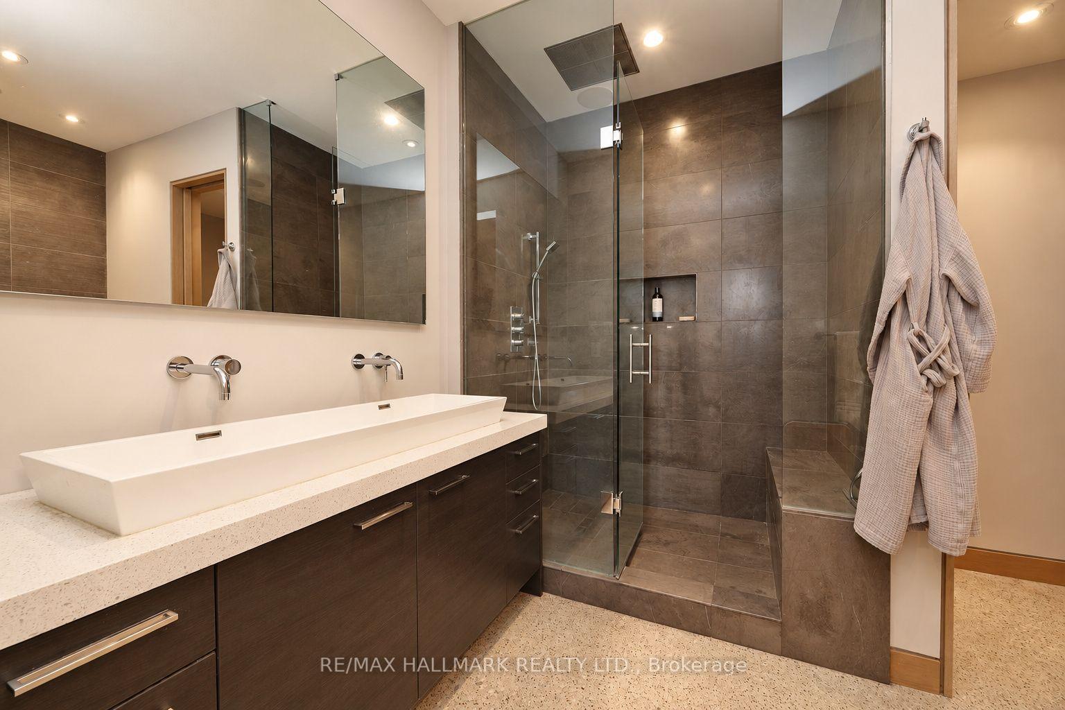 Photo 20 of Unit 402, 510 King Street E, Toronto, Moss Park — HOMEH