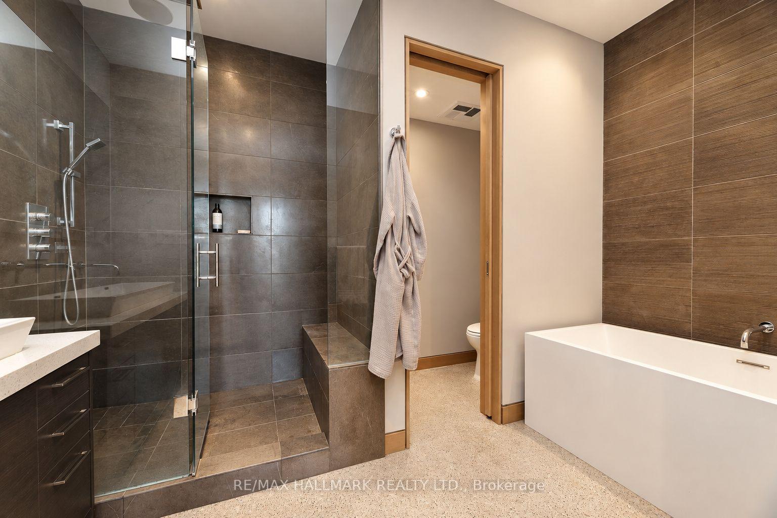 Photo 21 of Unit 402, 510 King Street E, Toronto, Moss Park — HOMEH