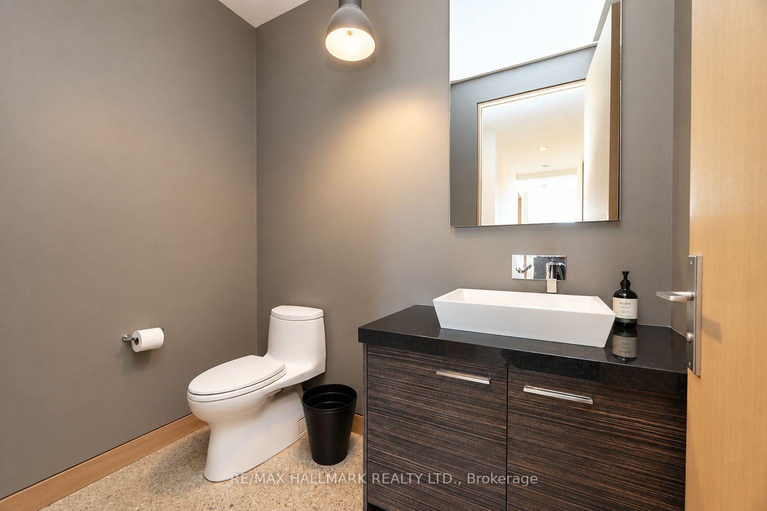 Photo 27 of Unit 402, 510 King Street E, Toronto, Moss Park — HOMEH