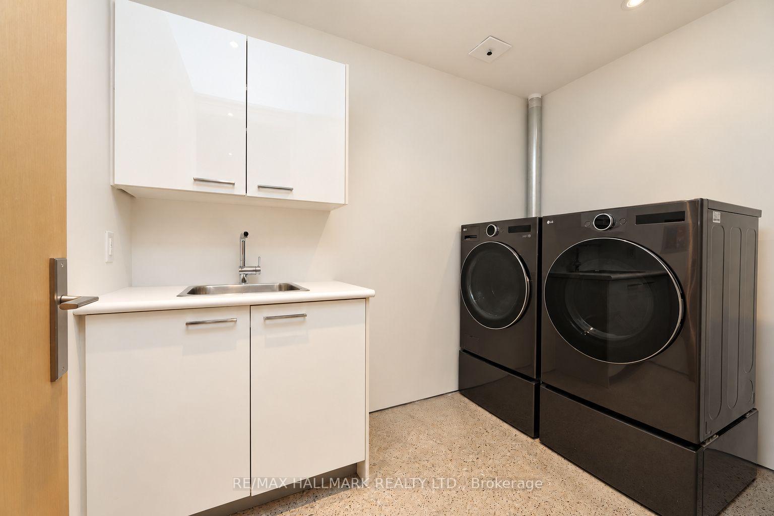 Photo 28 of Unit 402, 510 King Street E, Toronto, Moss Park — HOMEH