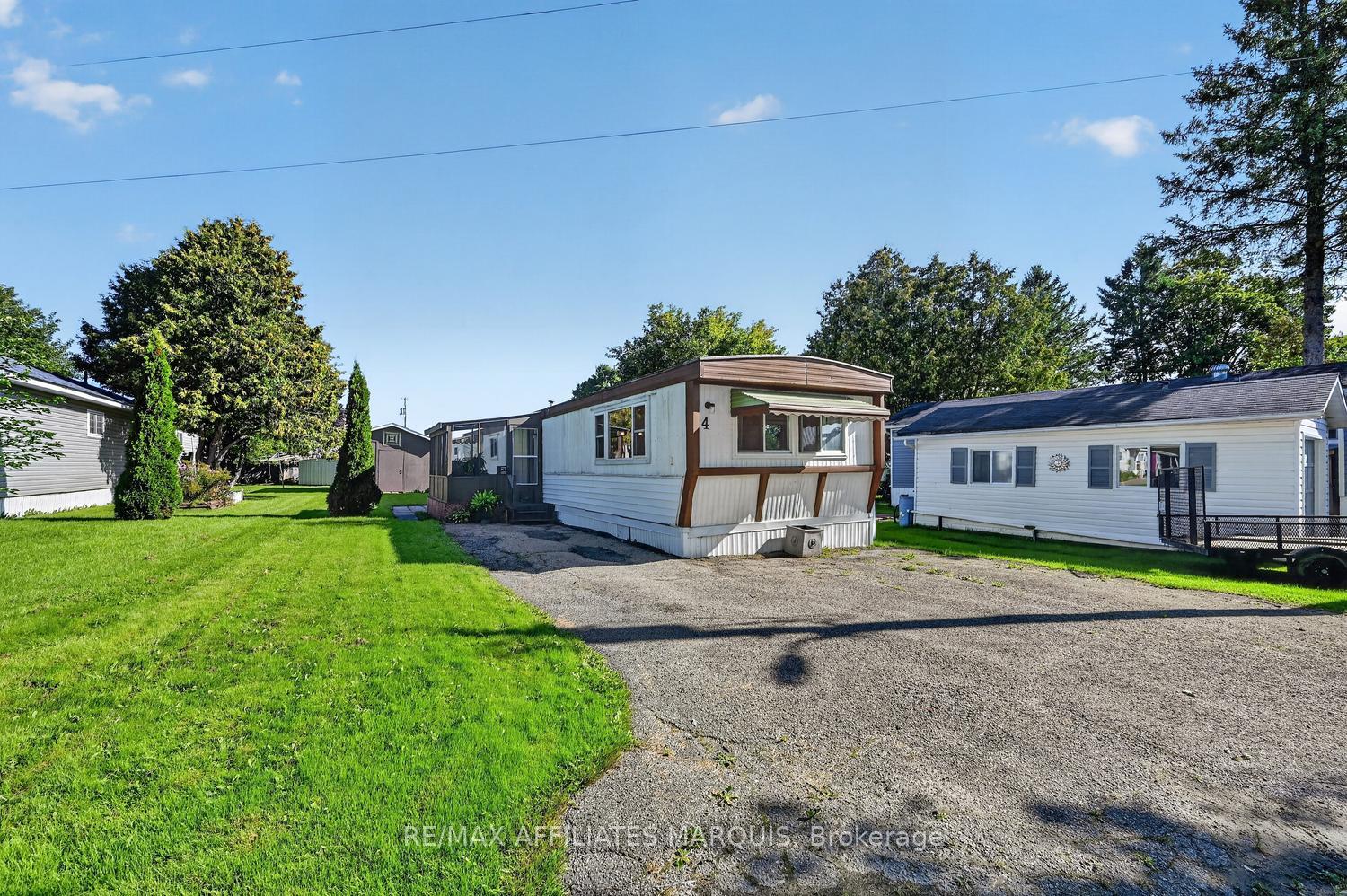 Photo 5 of 4 Bridle Path, Rideau Lakes, Rideau Lakes (South Elmsley) Twp — HOMEH
