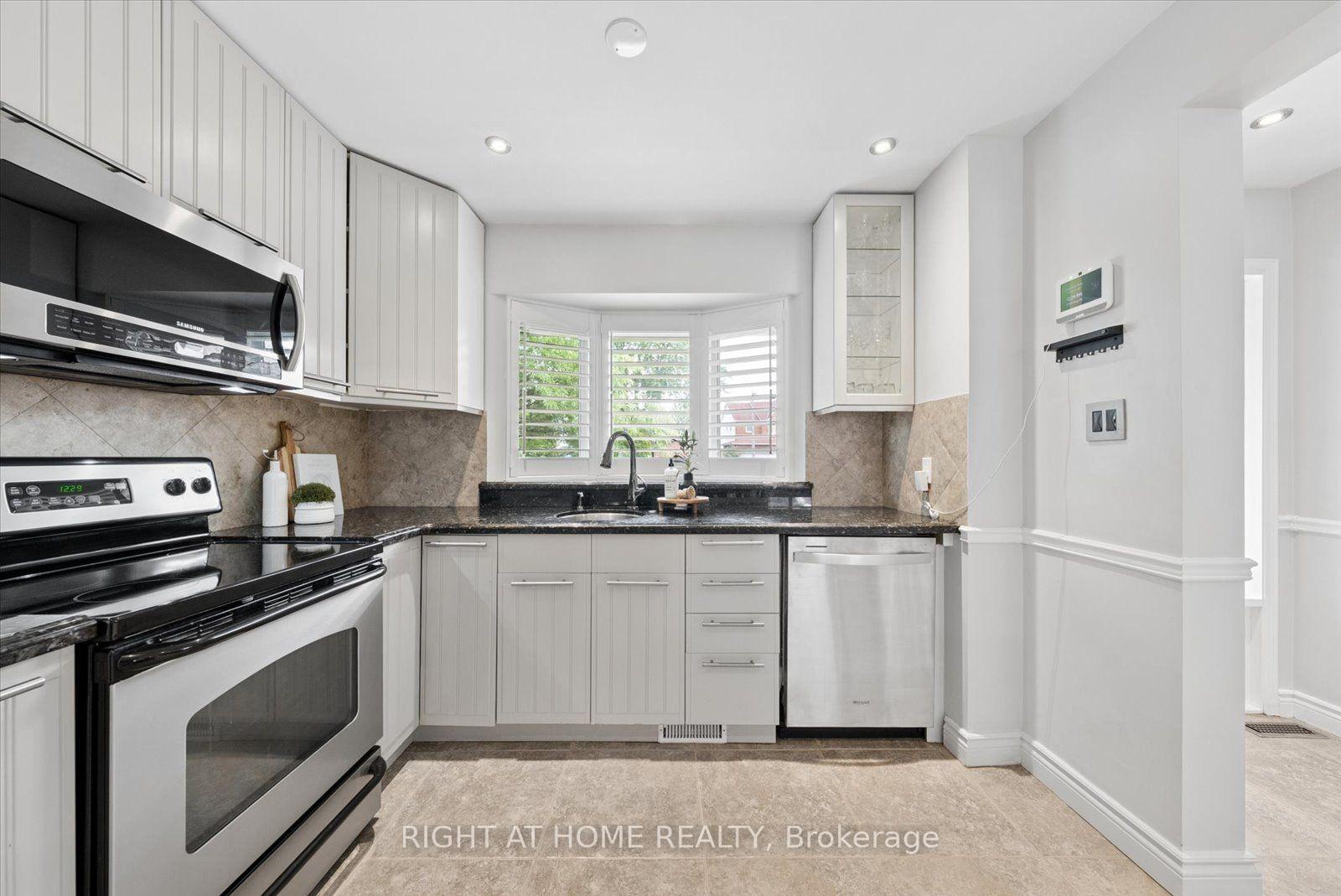 Photo 6 of 72 Natanya Boulevard, Georgina, Keswick North — HOMEH