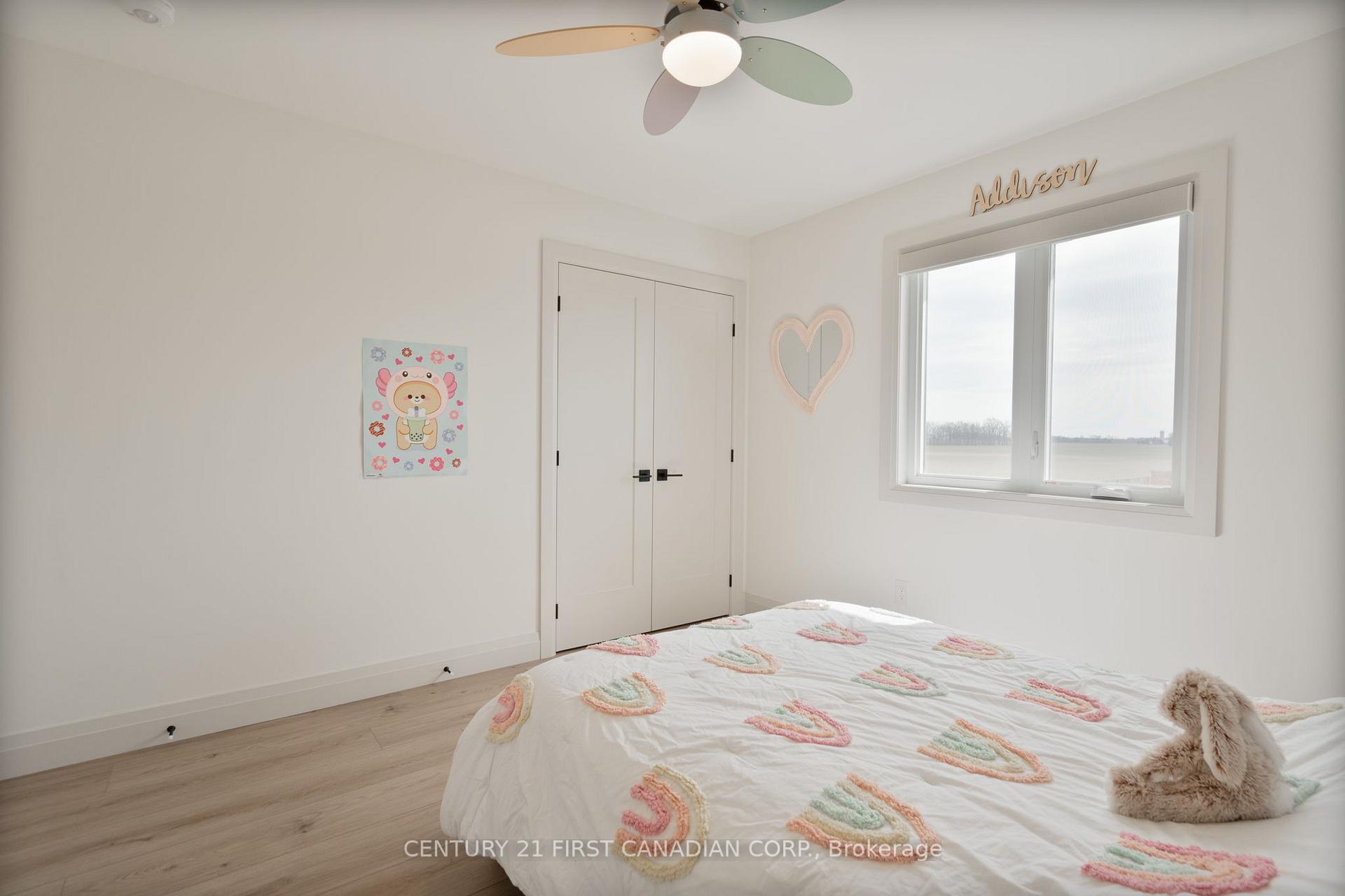 Photo 27 of 24 Postma Crescent, North Middlesex, Ailsa Craig — HOMEH