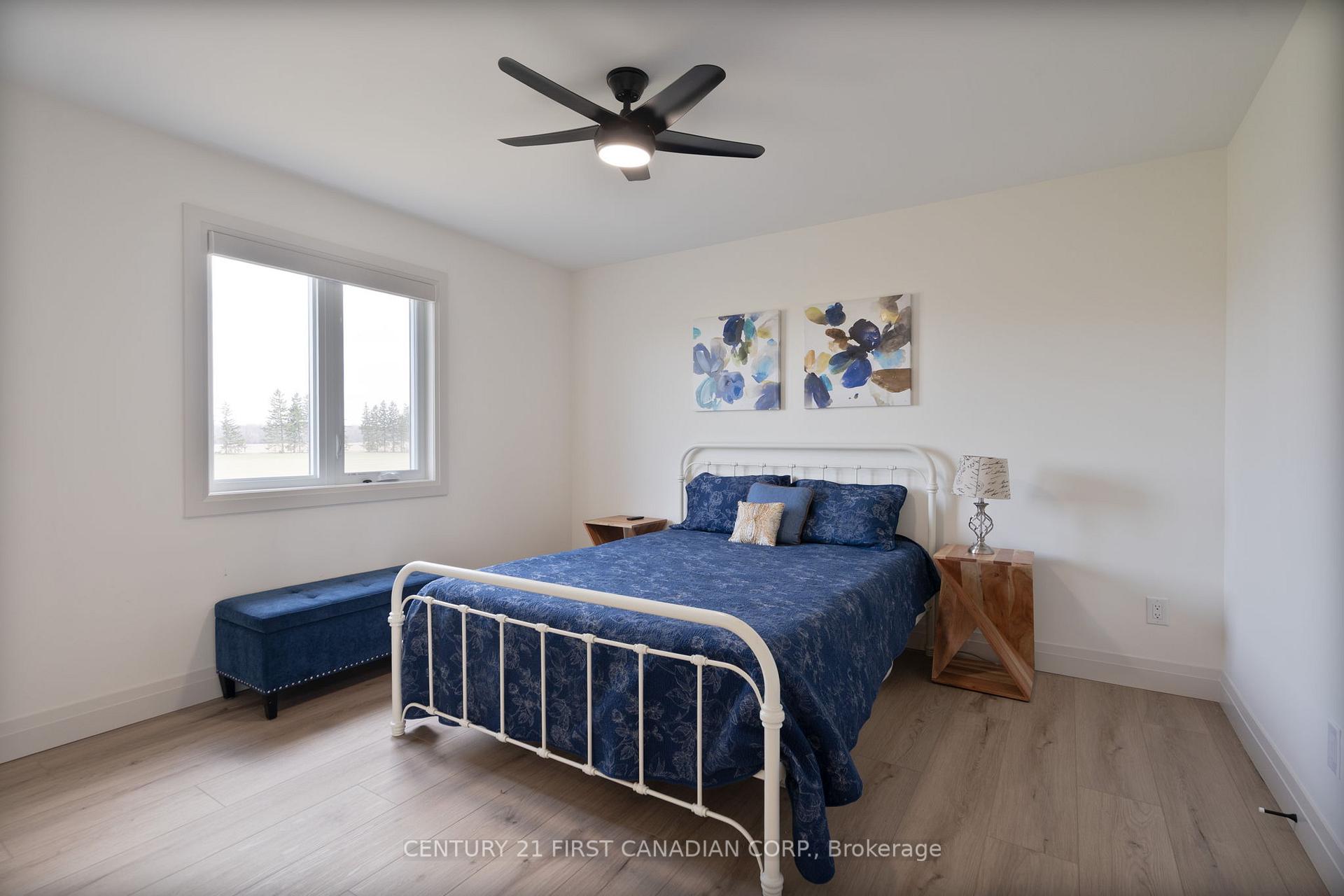 Photo 30 of 24 Postma Crescent, North Middlesex, Ailsa Craig — HOMEH