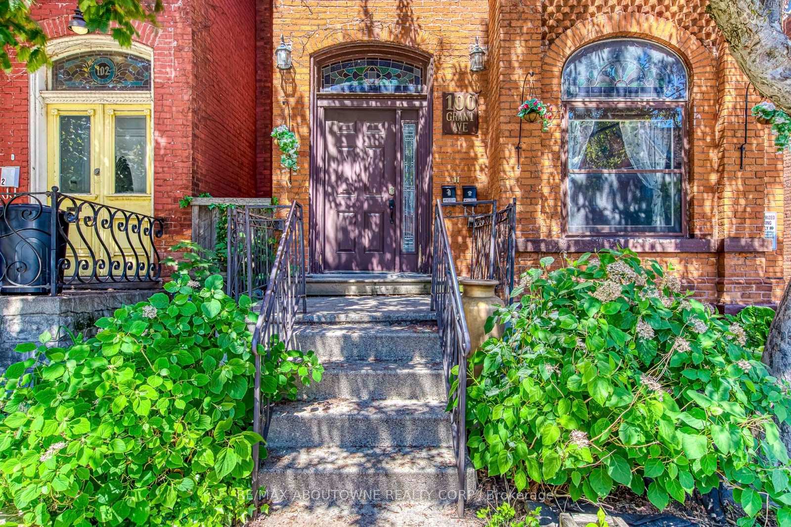 Photo 2 of Unit Unit 2, 100 Grant Avenue, Hamilton, Stinson — HOMEH