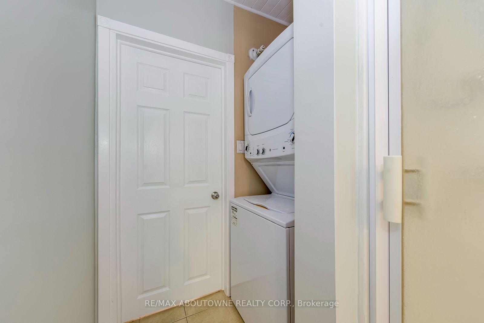 Photo 17 of Unit Unit 2, 100 Grant Avenue, Hamilton, Stinson — HOMEH