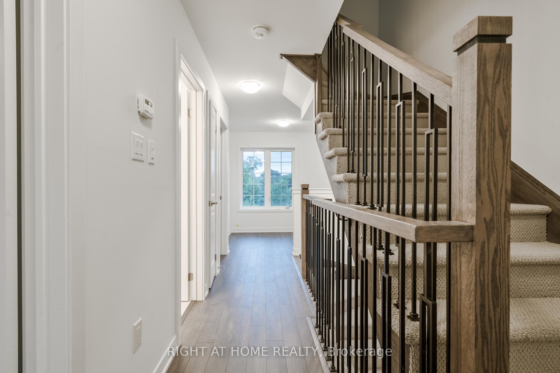 Photo 19 of 13 Selfridge Way, Whitby, Downtown Whitby — HOMEH