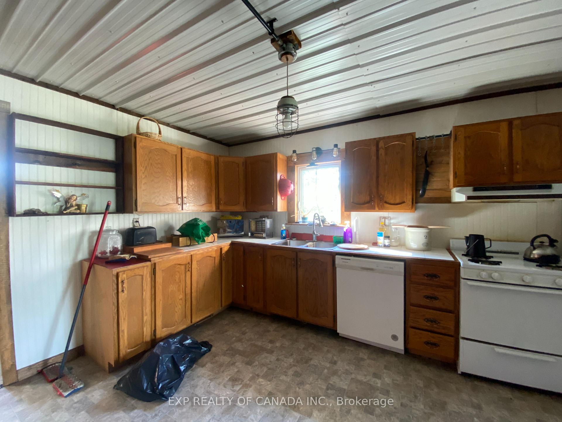 Photo 8 of 2726 ON-579, Cochrane — HOMEH