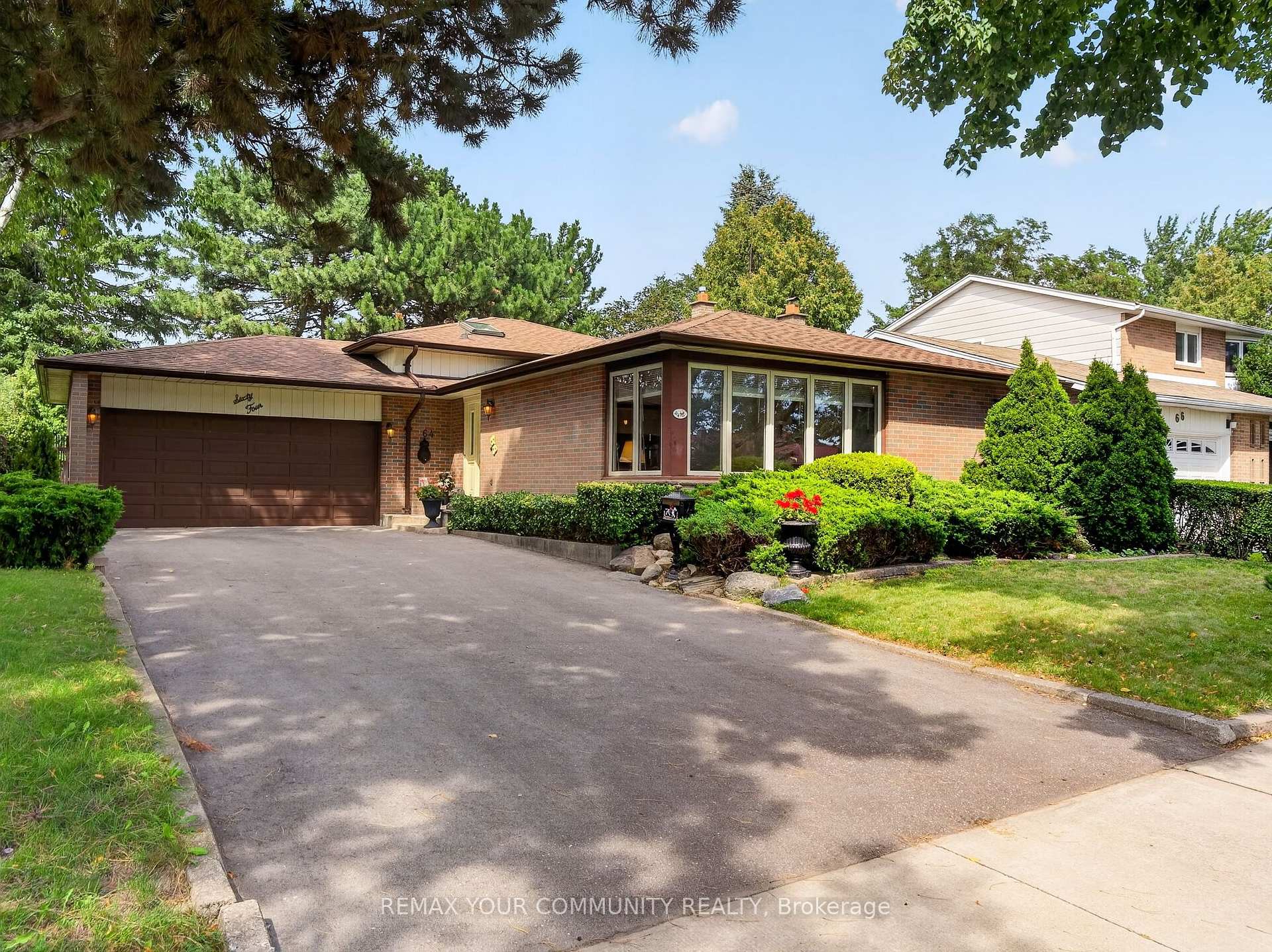 Photo 1 of 64 Kentish Crescent, Scarborough, Agincourt South-Malvern West — HOMEH