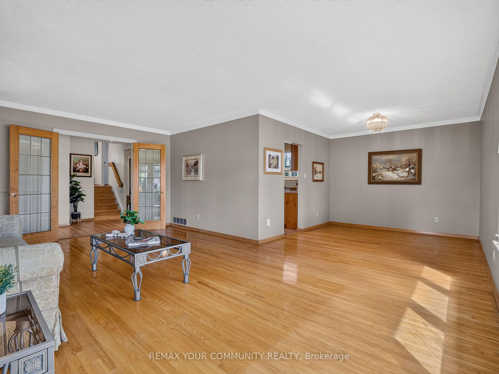 Photo 8 of 64 Kentish Crescent, Scarborough, Agincourt South-Malvern West — HOMEH